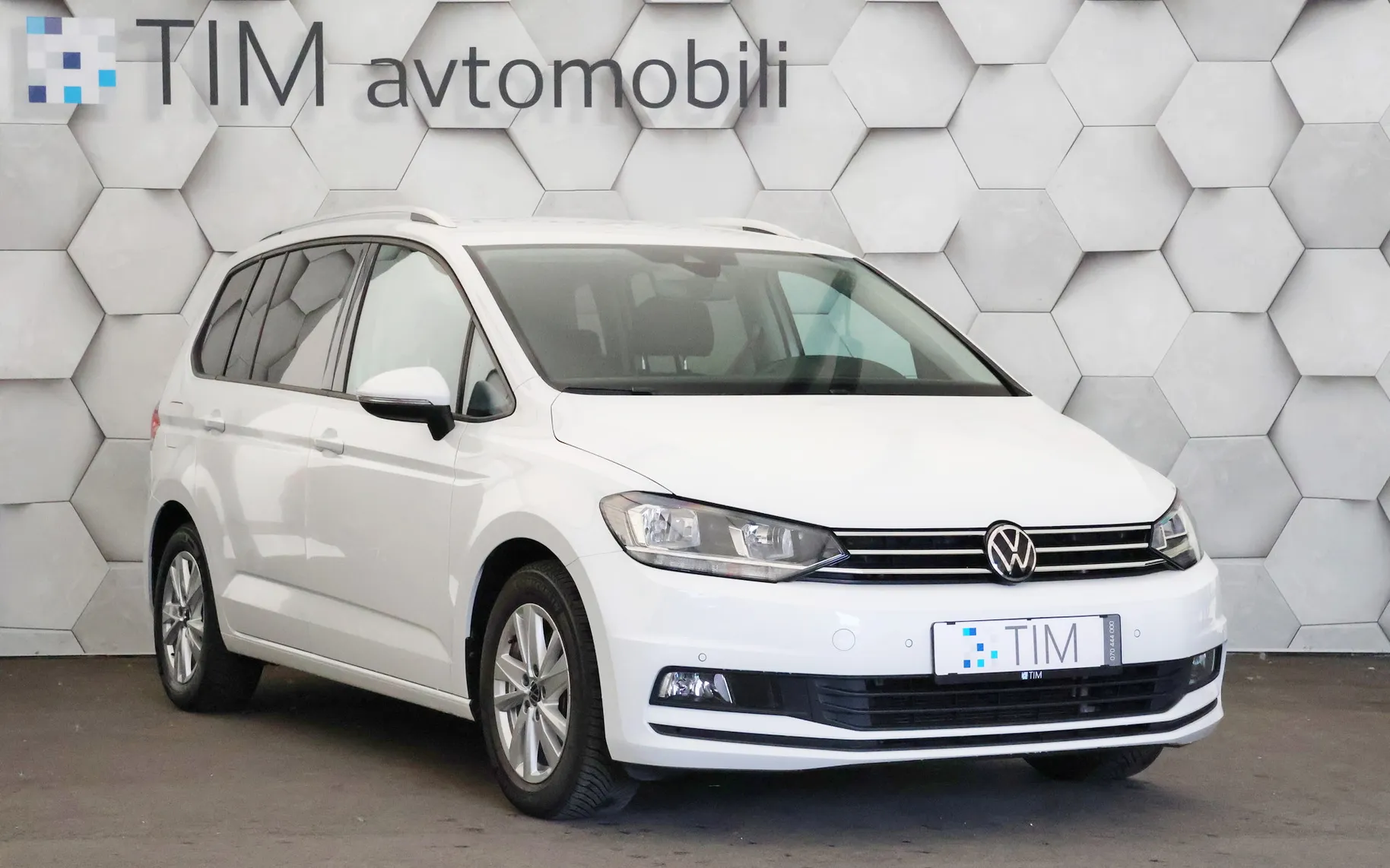 Zunanja slika - VW Touran - 2.0 TDI DSG Family 150KM - 2
