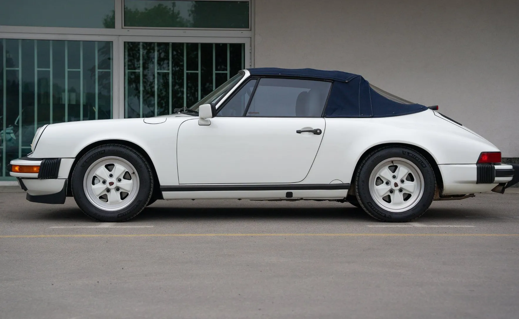 Zunanja slika - Porsche 911 Cabriolet - Carrera 3.2 1988 čudovit primerek - 8