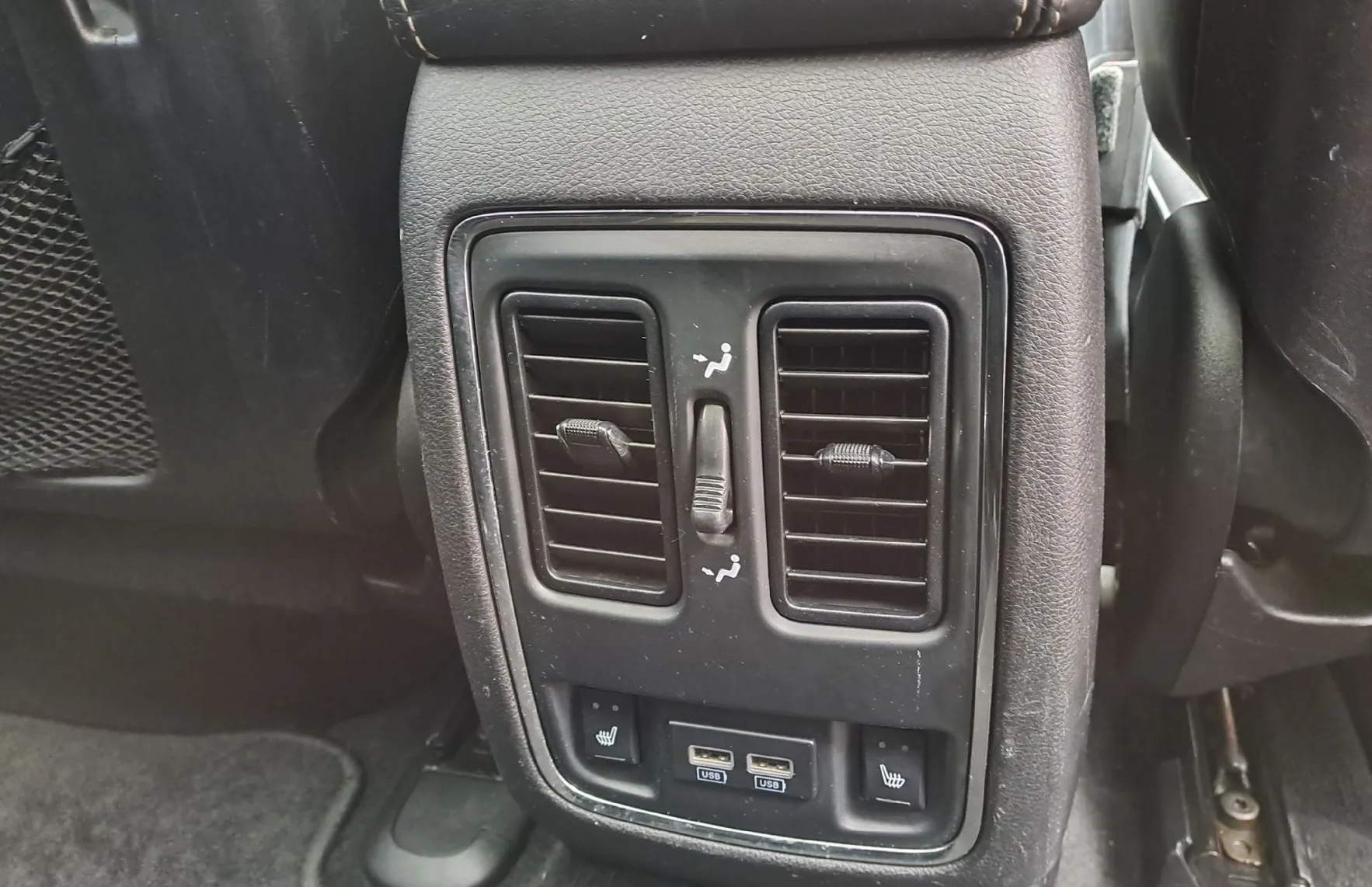 Zunanja slika - Jeep Grand Cherokee - 3.0 V6 Multijet II 250 Overland - 6