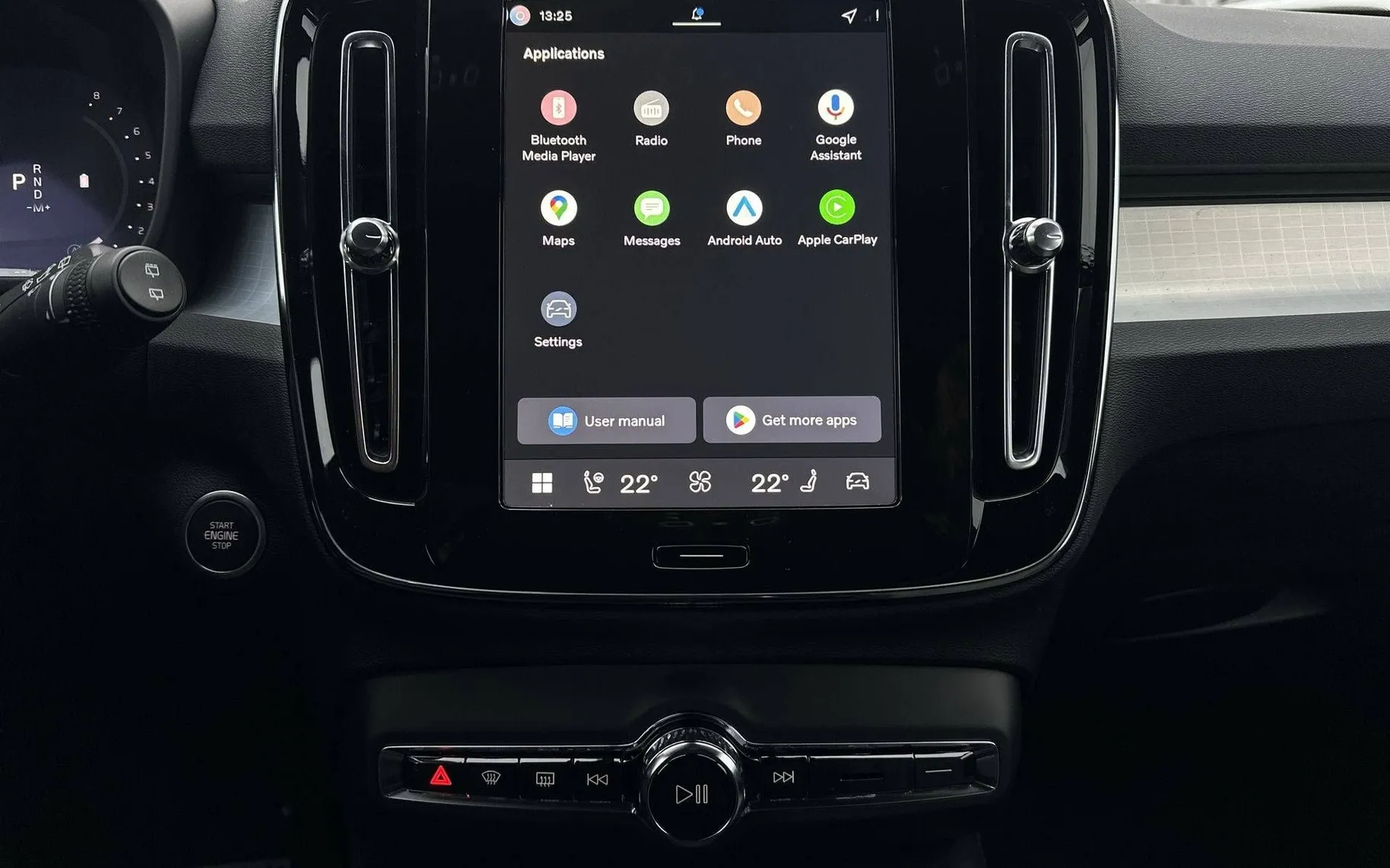 Notranja slika - Volvo XC40 - B3 P Core AT DCT 3 leta garancije + 3 servisi... - 15