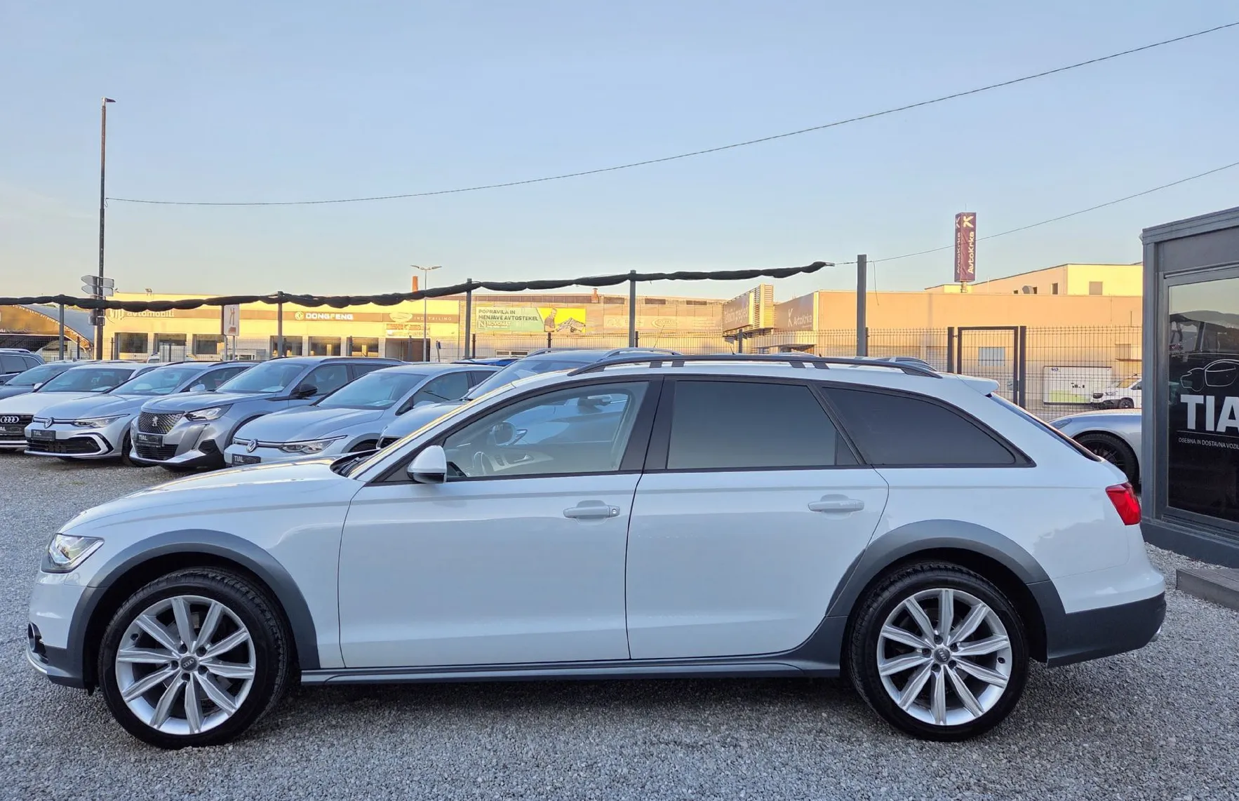 Zunanja slika - Audi A6 Allroad - 3.0TDIquattro-night vision-pdc navi-alu-kamera - 4