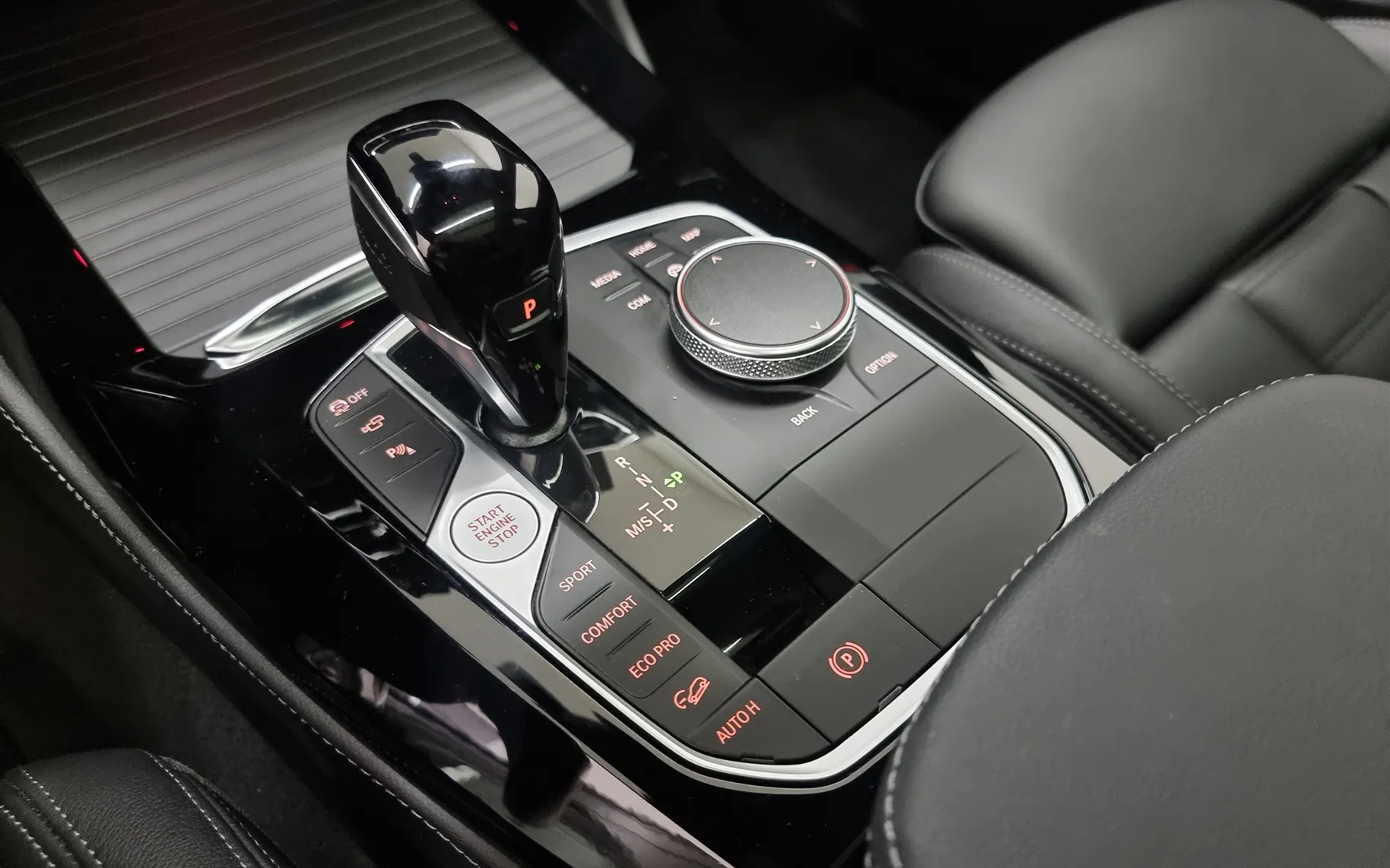 Zunanja slika - BMW X4 - M40D - 23
