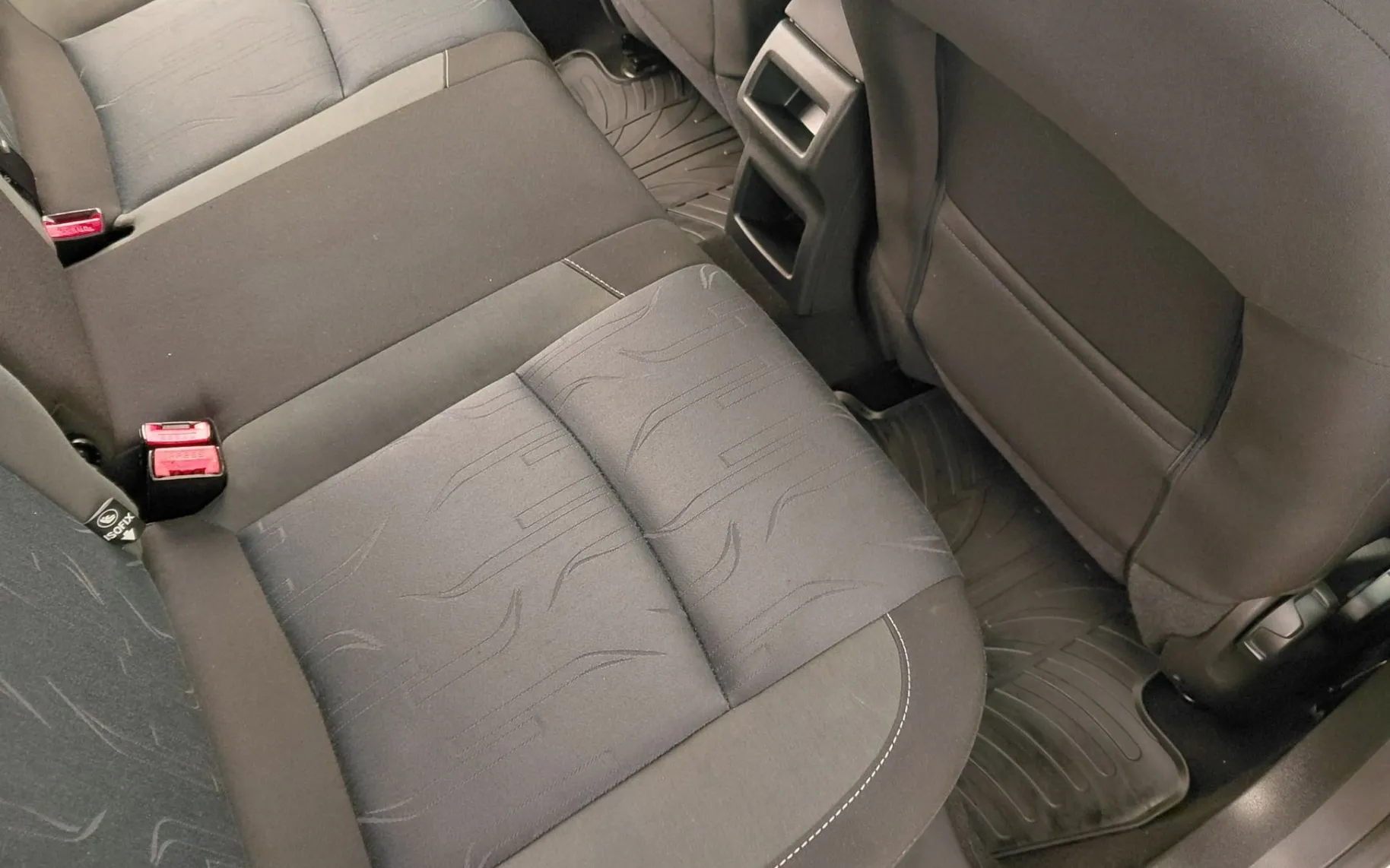Notranja slika - Citroën C4 - 1.6 e-HDi 6 PRESTAV-NAVIGACIJA-TEMPOMAT-ODLIČEN - 7