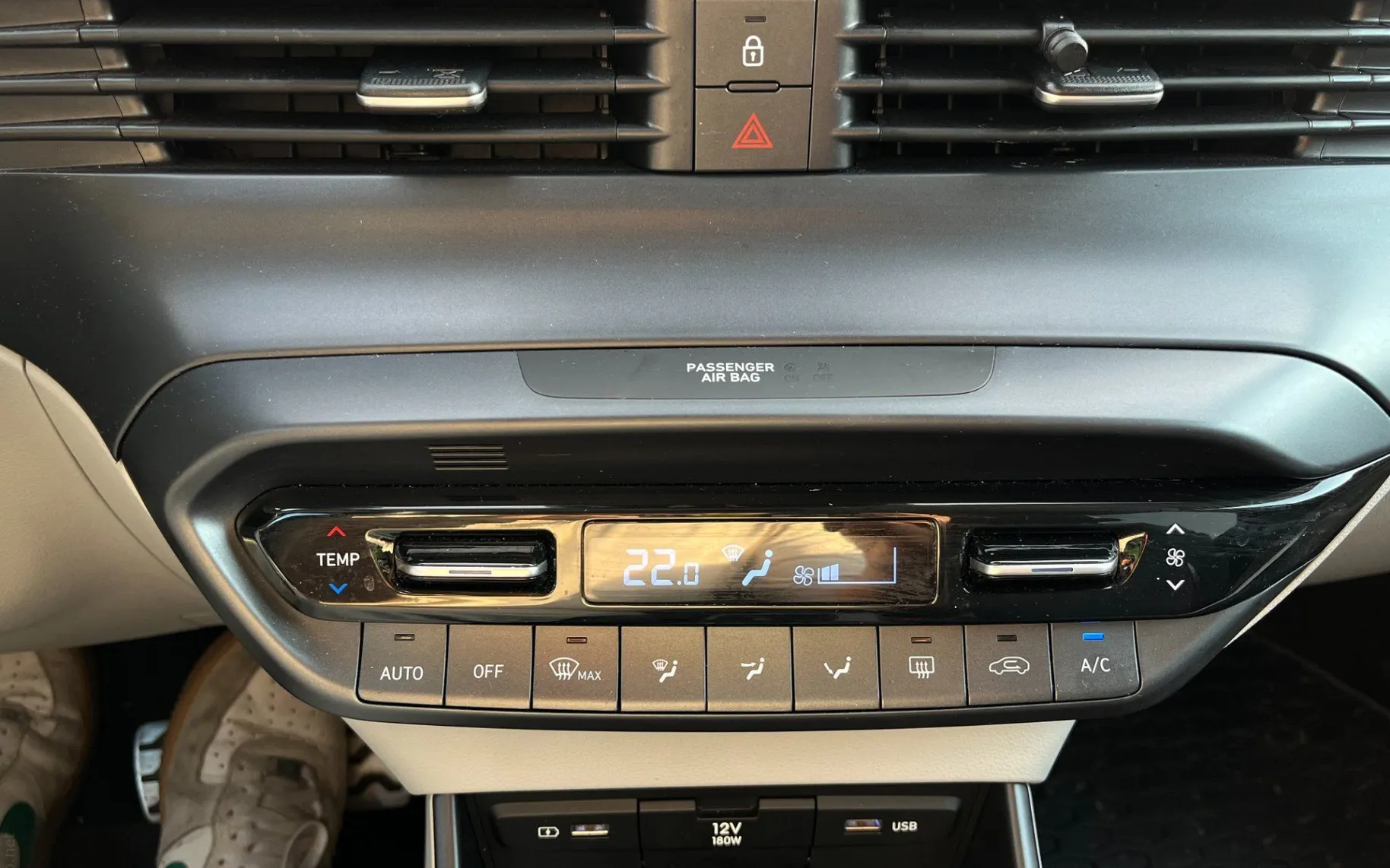 Zunanja slika - Hyundai Bayon - 1.0 T-GDI Style.LED.VZR.KAM.LANE AS.ACC 22.768 KM - 19