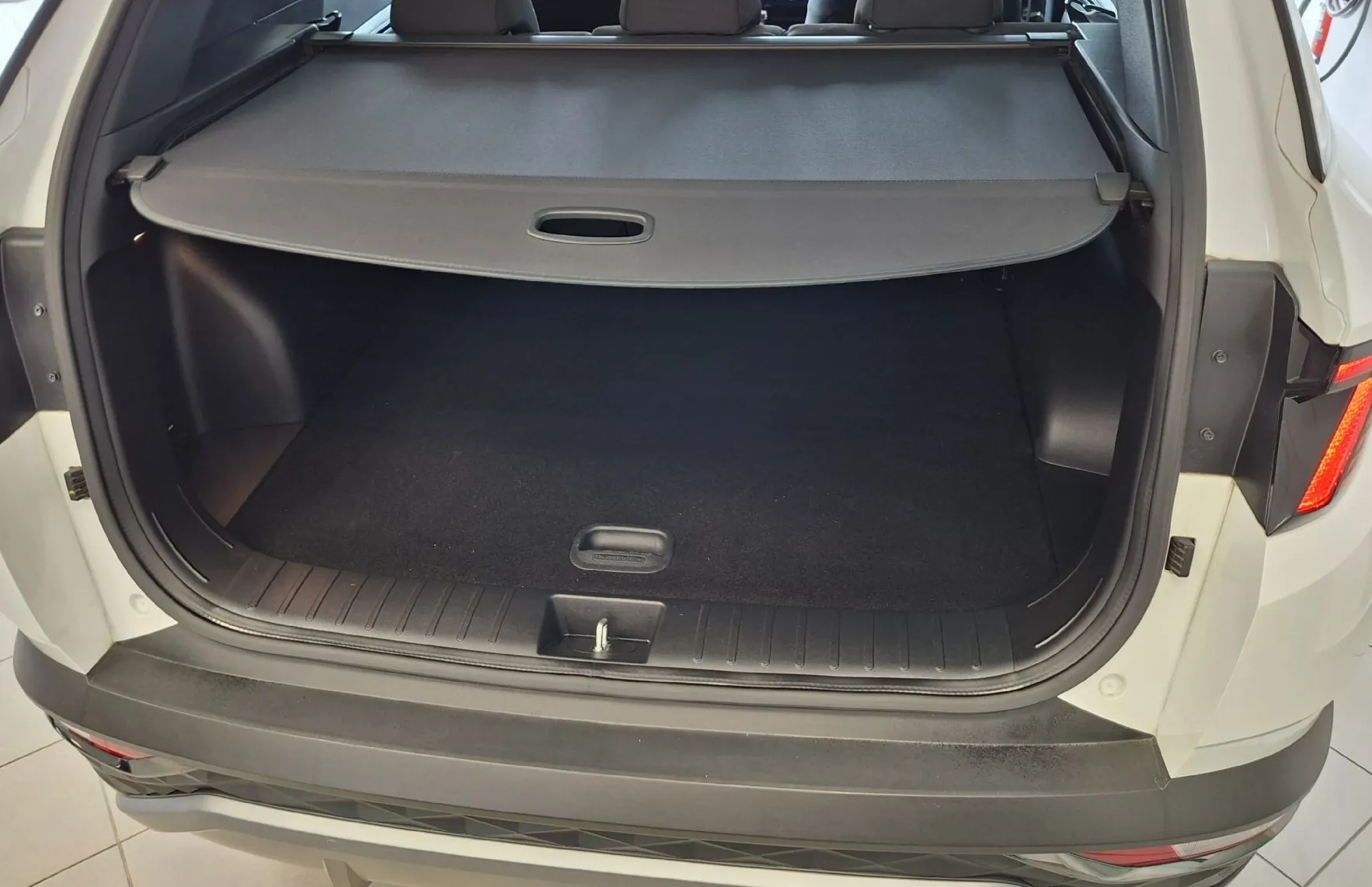 Zunanja slika - Hyundai Tucson - 1.6 CRDI 136 MHEV STYLE 4WD DCT-SLO-FULL LED-18 - 18