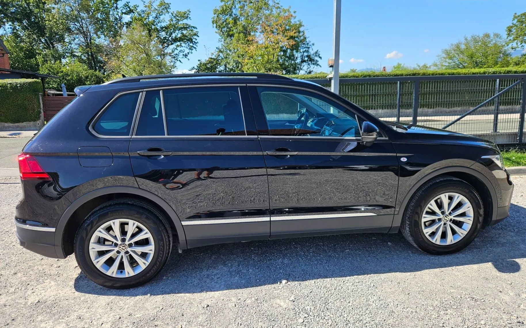 Zunanja slika - Volkswagen Tiguan - 2.0 TDI BMT AVT. 1.LASTNIK SLO KAMERA VIRTUAL NA.. - 5