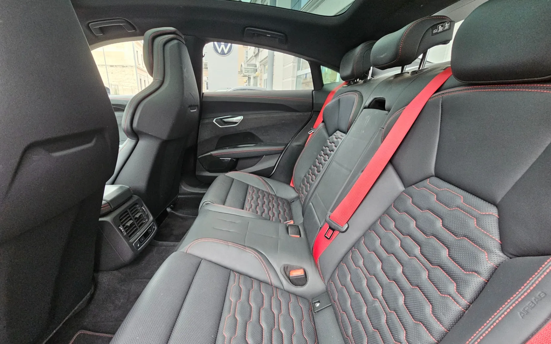 Zunanja slika - Audi e-tron GT - RS quattro 440kW  Masaža. B O. Matrix - 8