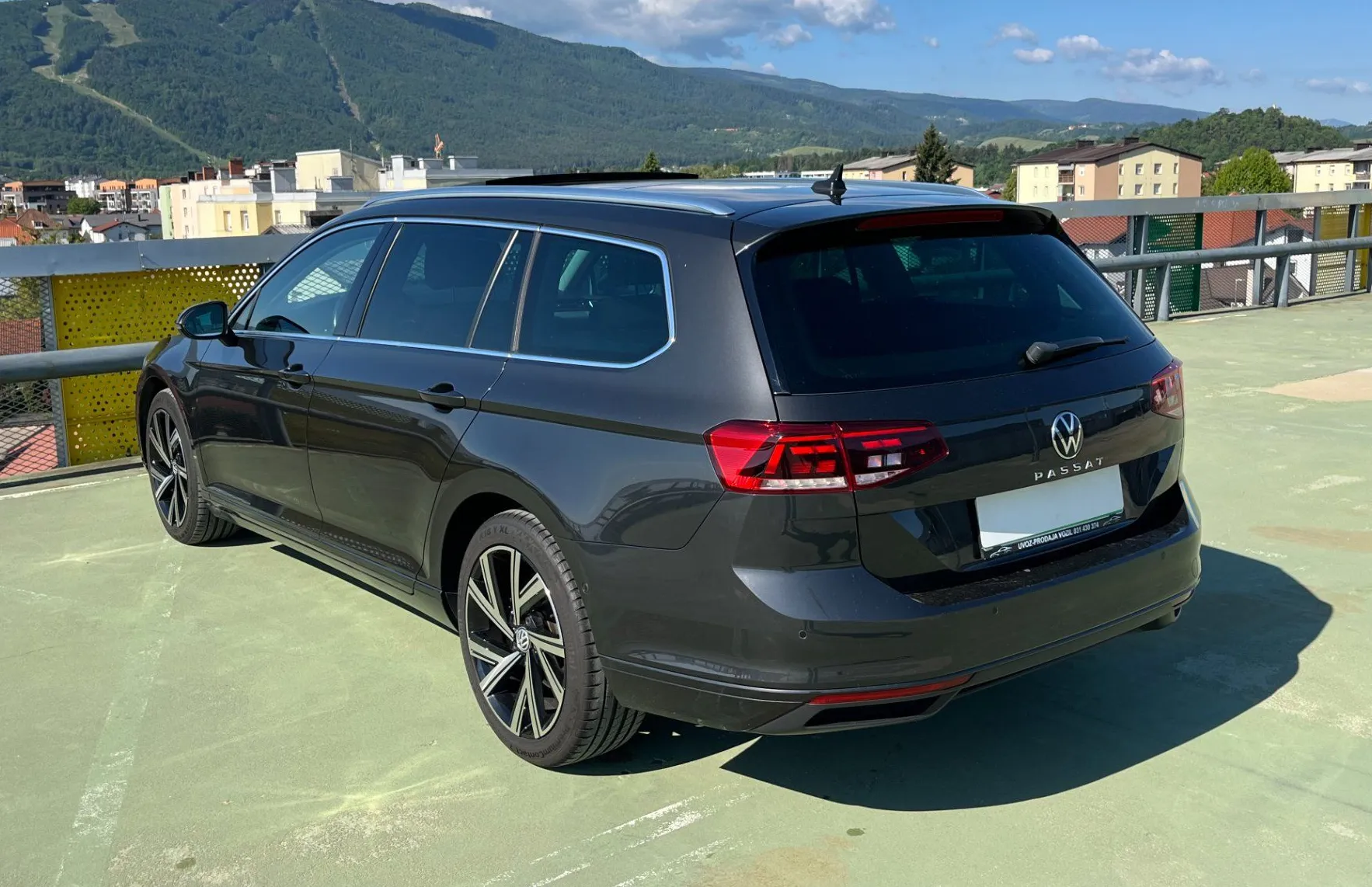 Zunanja slika - VW Passat - Variant 2.0 TDI BMT DSG. VZR KAM. PANO. ACC. 2X PDC. LED - 7