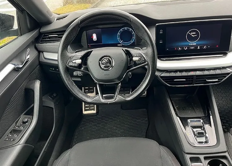 Zunanja slika - Škoda Octavia - 2.0 TDI Sport Line 110 kW - 7