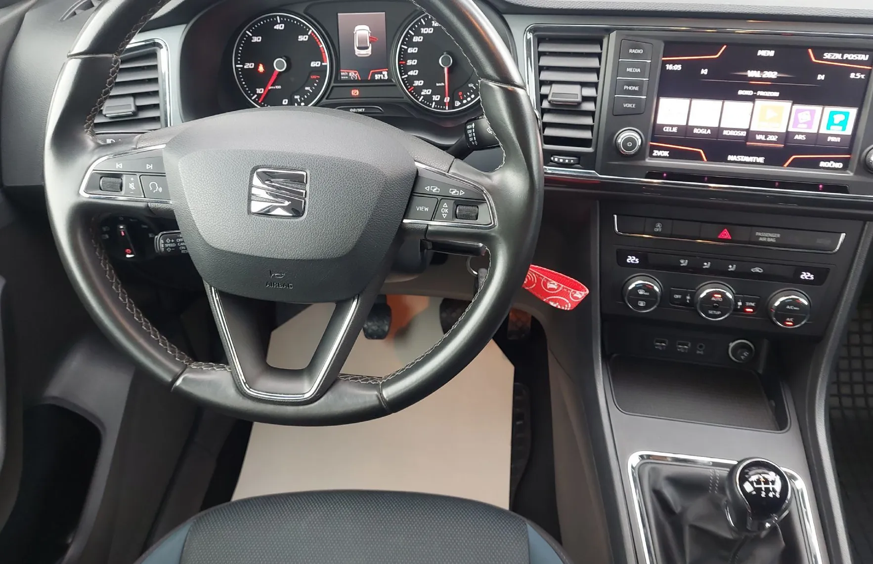 Zunanja slika - Seat Ateca - 2.0 TDI 110 KW FR - 9