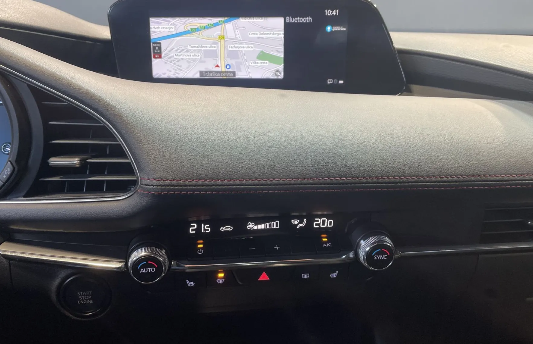 Zunanja slika - Mazda Mazda3 - HEAD UP-KEYLESS-VIRTUAL-NAVIGACIJA-KAMERA-ACC-LED - 11