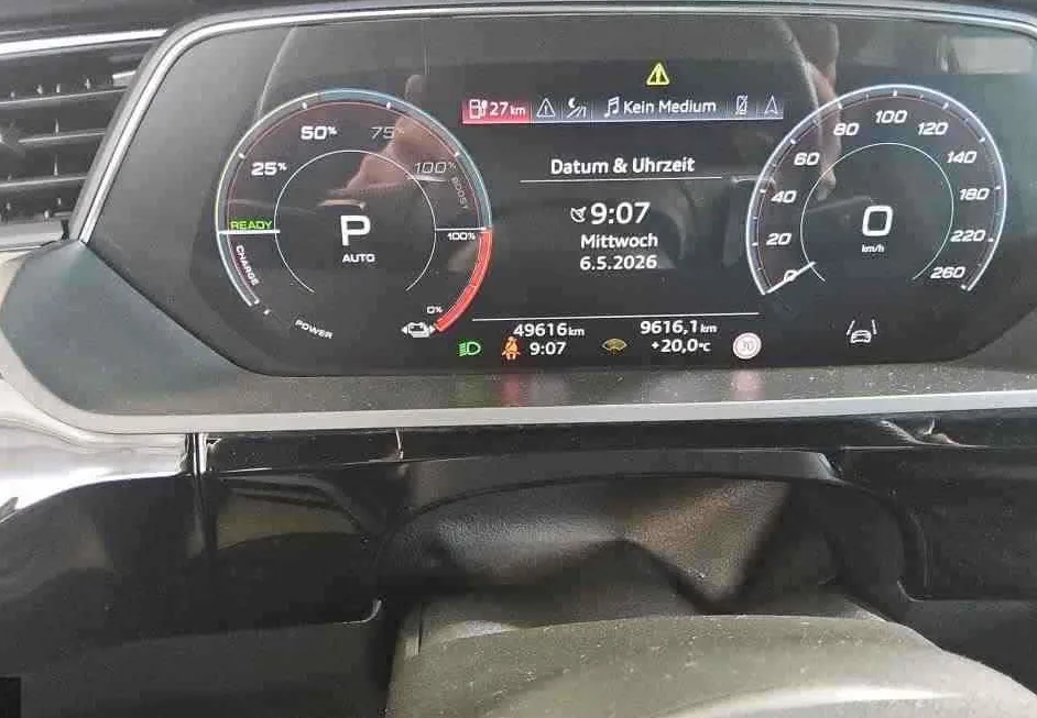 Zunanja slika - Audi e-tron - Sportback 55 quattro S line.NEMŠKI+4ALU.KAMERA.USNJE.KLJUK - 3