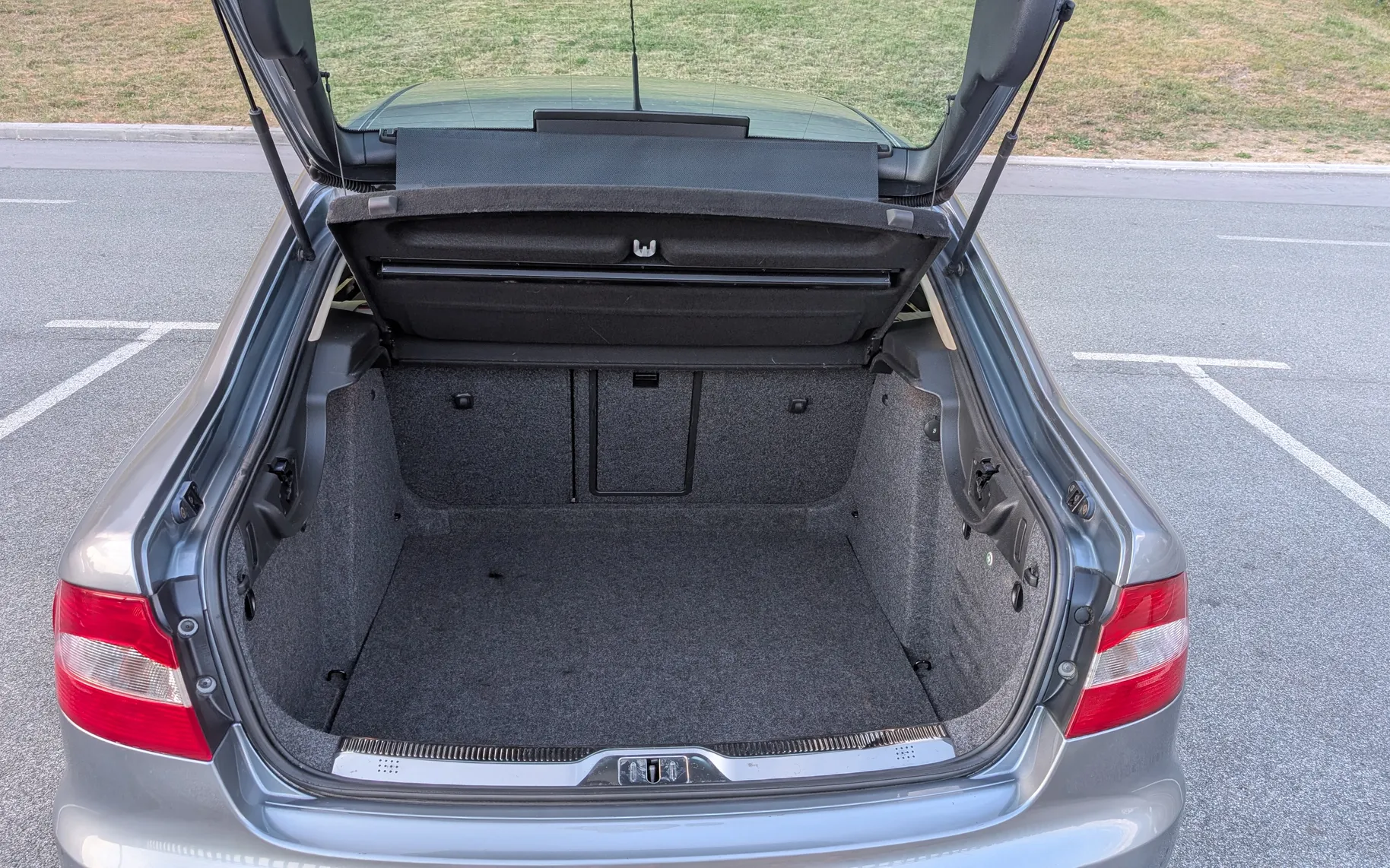 Zunanja slika - Škoda Superb - Škoda  Elegance 1.8 TSI - 5