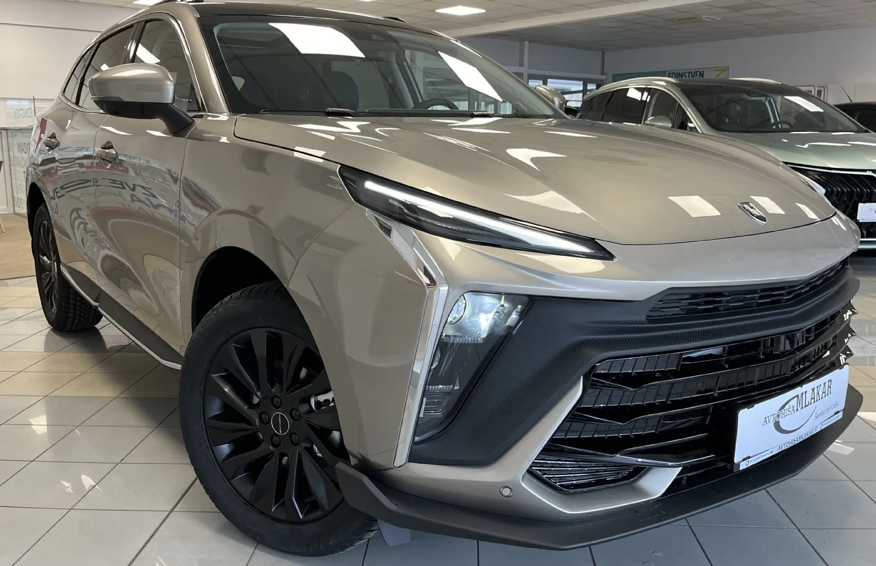 Zunanja slika - Forthing Forthing T5 EVO - T5 Evo 1.5 T-GDI 7DCT LUXURY -NA ZALOGI- my25 - 1