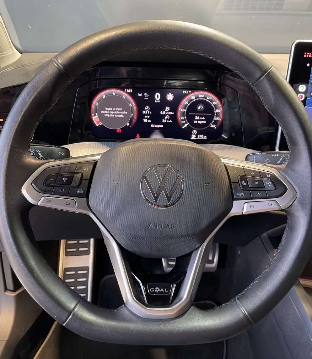 Zunanja slika - VW Golf - Variant 1.LASTNIK-VIRTUAL-NAVIGACIJA-RADAR-LED-LANE-ALU - 11