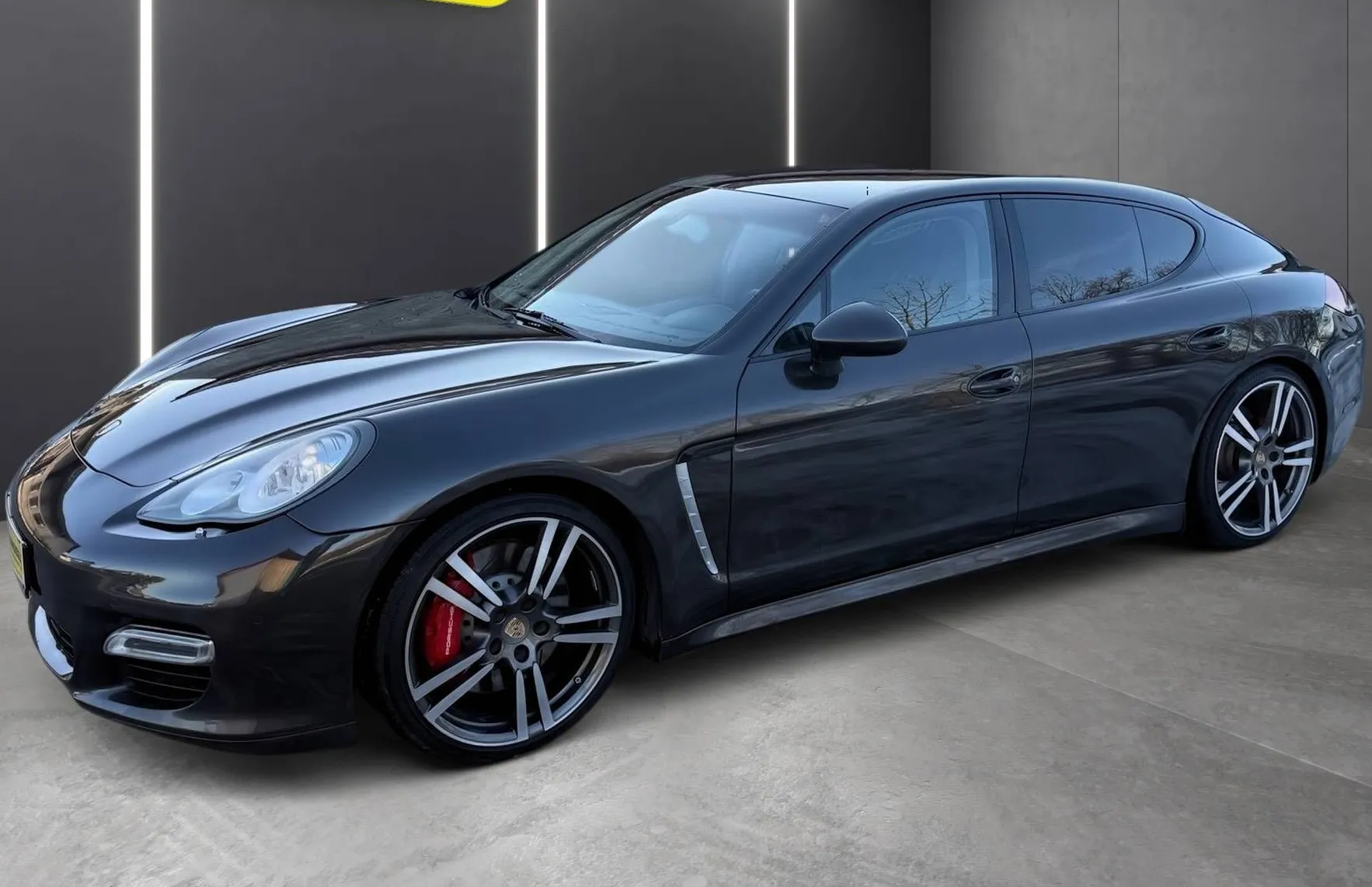 Zunanja slika - Porsche Panamera - TURBO RADAR XENON KAMERA MEMORY ZRAČNO - 3