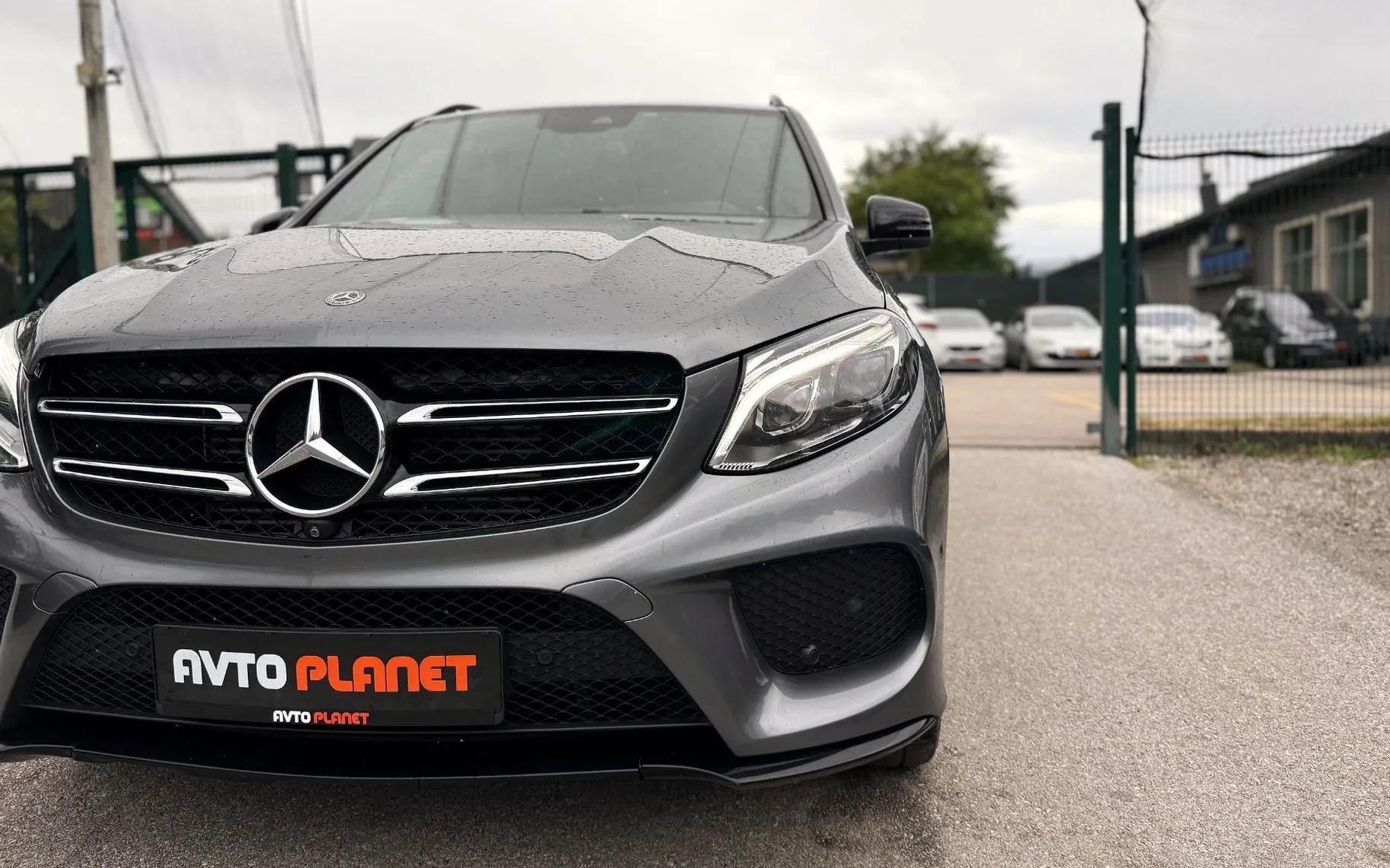 Zunanja slika - Mercedes-Benz GLE-Razred - GLE 350 d 4MATIC AMG LiNE AIRMATIC LED 360K ALU20 - 10