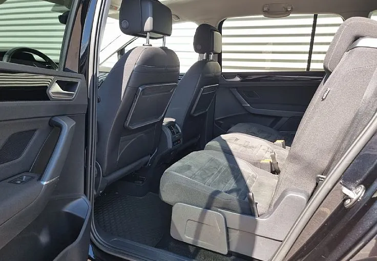 Zunanja slika - Volkswagen Touran - 2.0 TDI-110KW-7 SEDEŽEV-FULL LED-HIGHLINE+VELIK SE - 8