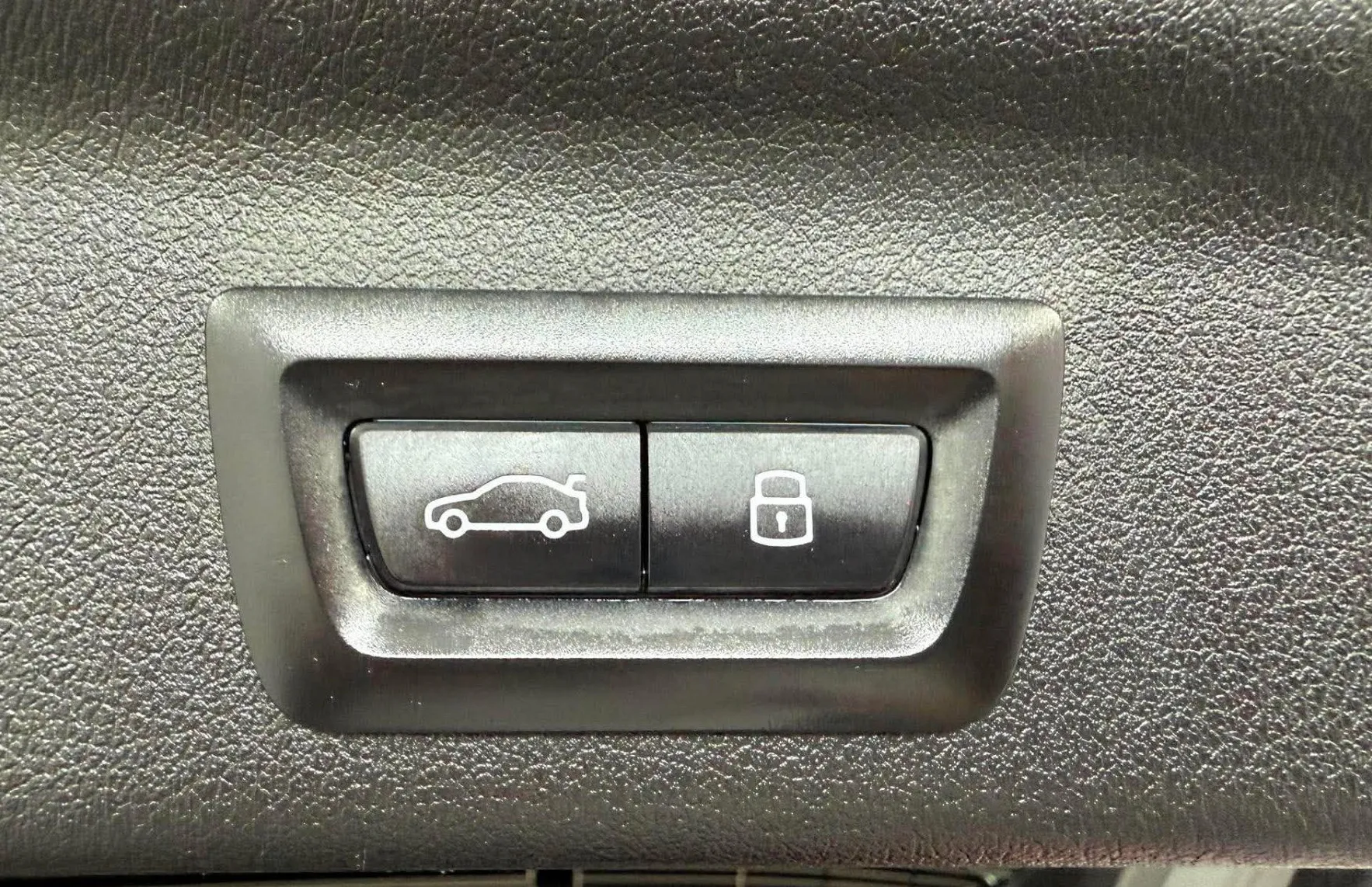 Zunanja slika - BMW X1 - serija : xDrive23i M Sport DKG7.USNJE.LED.KAMERA.ACC.NAVI - 9