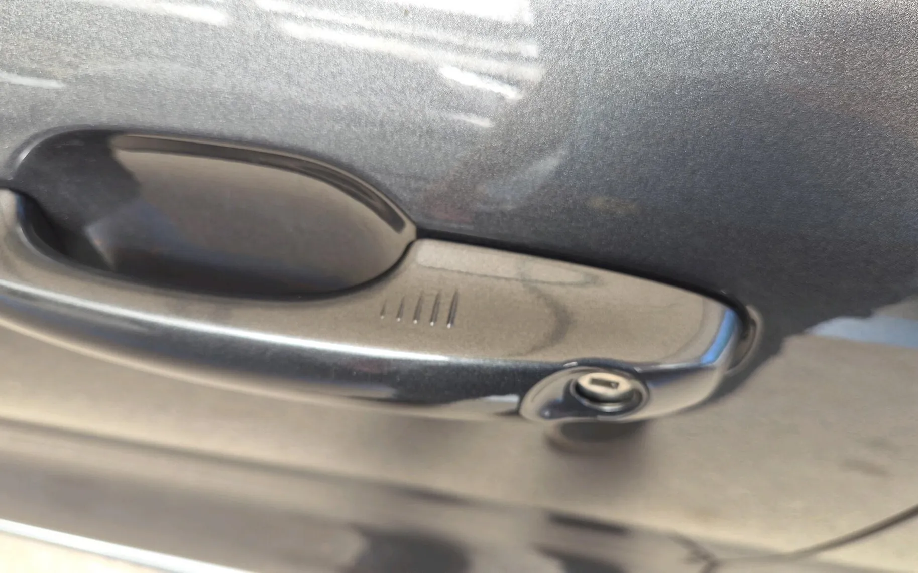 Zunanja slika - Ford Kuga - 2.5 Duratec PHEV Vignale AVT.-SLO-USNJE-HEAD-UP - 12