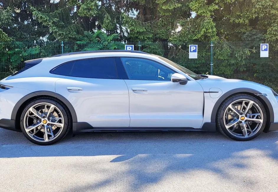 Zunanja slika - Porsche Taycan Sport Turismo - 4S Cross Turismo - 4