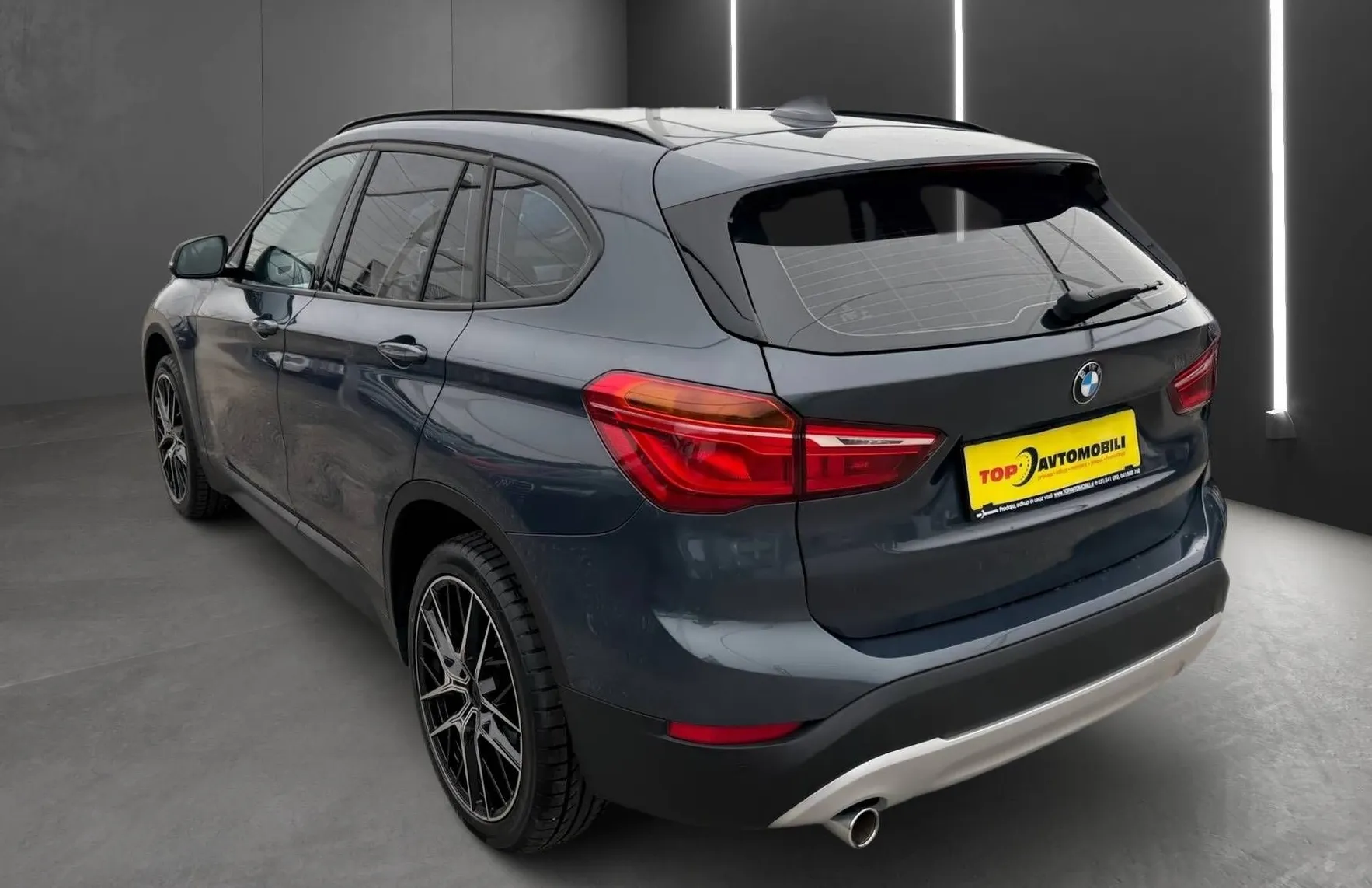 Zunanja slika - BMW X1 - serija :  sDrive16d LED NAVI USNJE PDC TEMP BREZ POLOGA - 4
