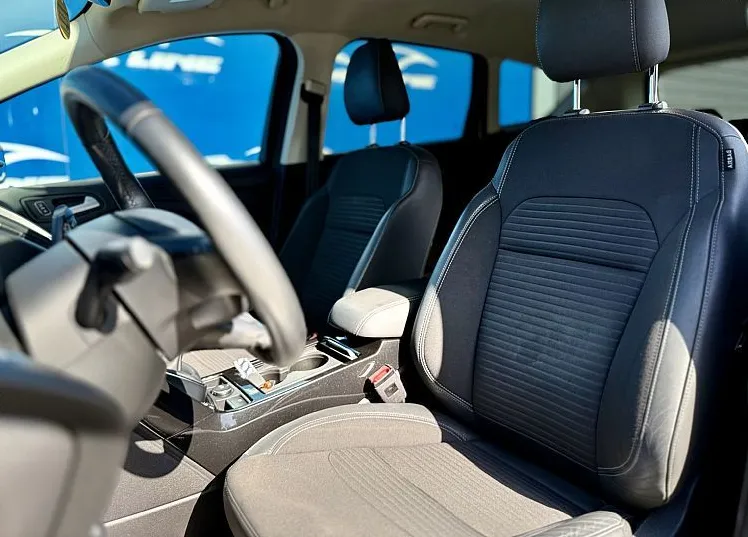 Zunanja slika - Ford Kuga - 2.0 TDCi Titan.110 kW M6 AWD. SLO. 1 last .51000km - 6