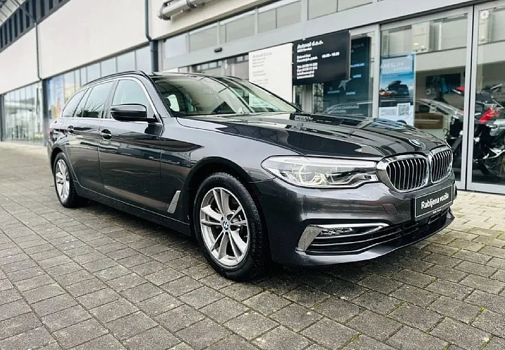 Zunanja slika - BMW Serija 5 - Touring: 520d  Luxury Line   I   Head Up   I   RADAR - 1