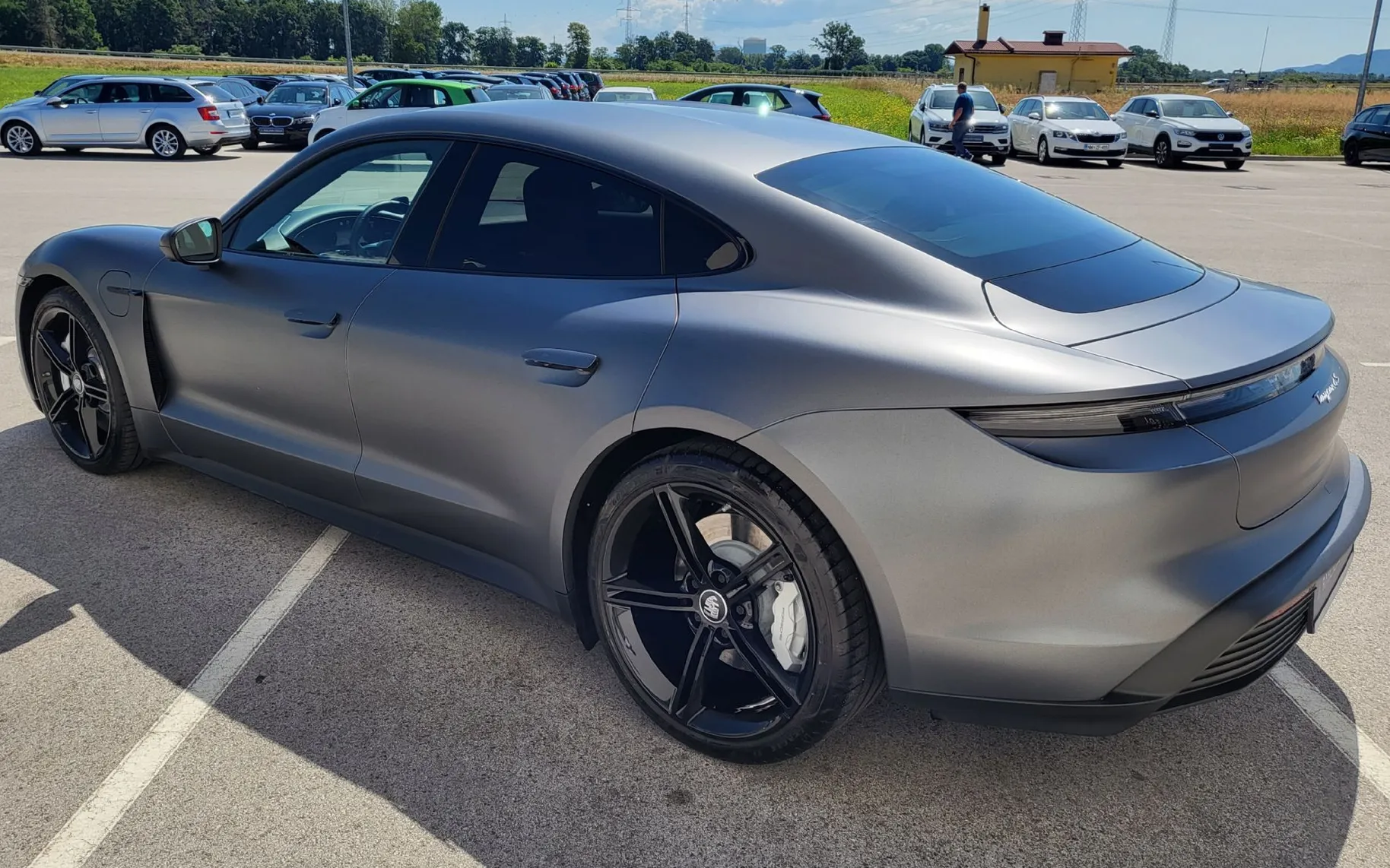 Zunanja slika - Porsche Taycan - 4S PERFORMANCE HLAJ SED KEYLESS KAM BOSE - 3