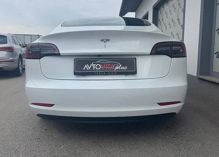 Zunanja slika - Tesla Model 3 - 3   RWD SLO PRVI LASTNIK ODBITEK DDV LPF - 5