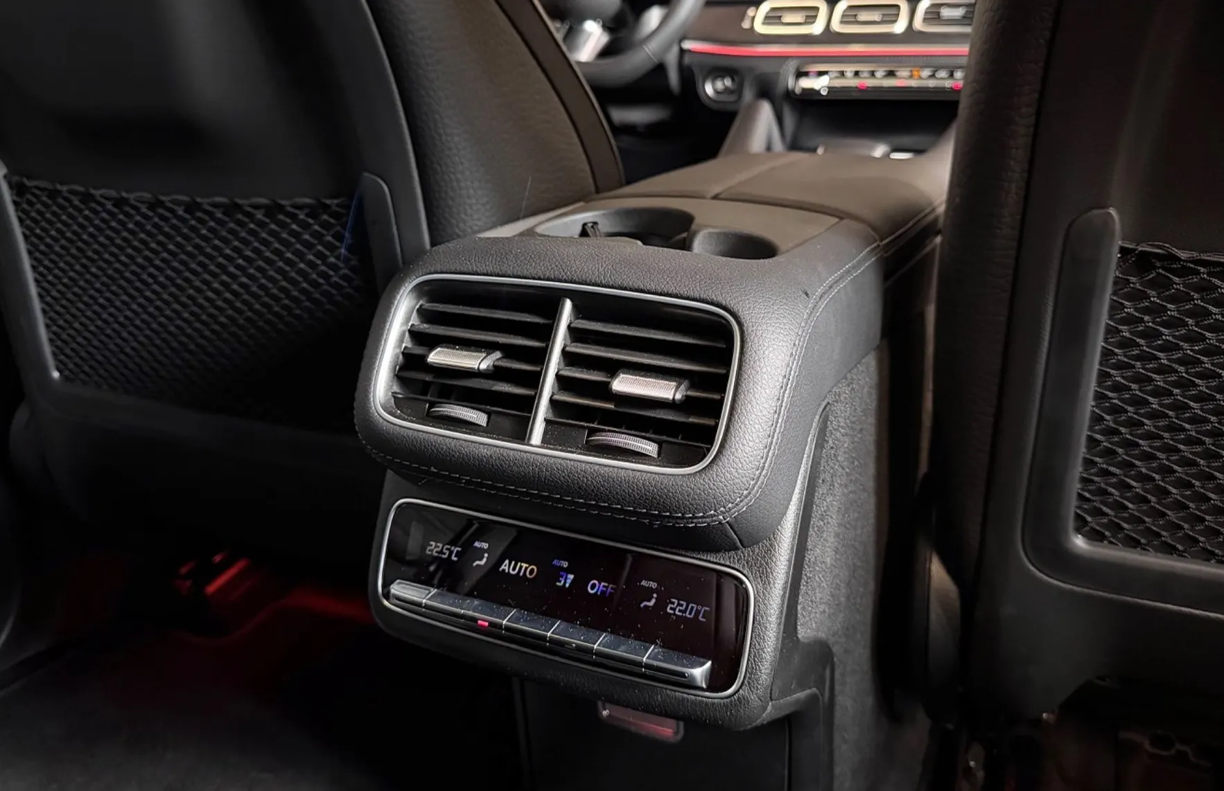 Zunanja slika - Mercedes-Benz GLS-Razred - GLS 450 d 4MATIC AMG - 7 SEDEŽEV - BOGATA OPREMA - 15