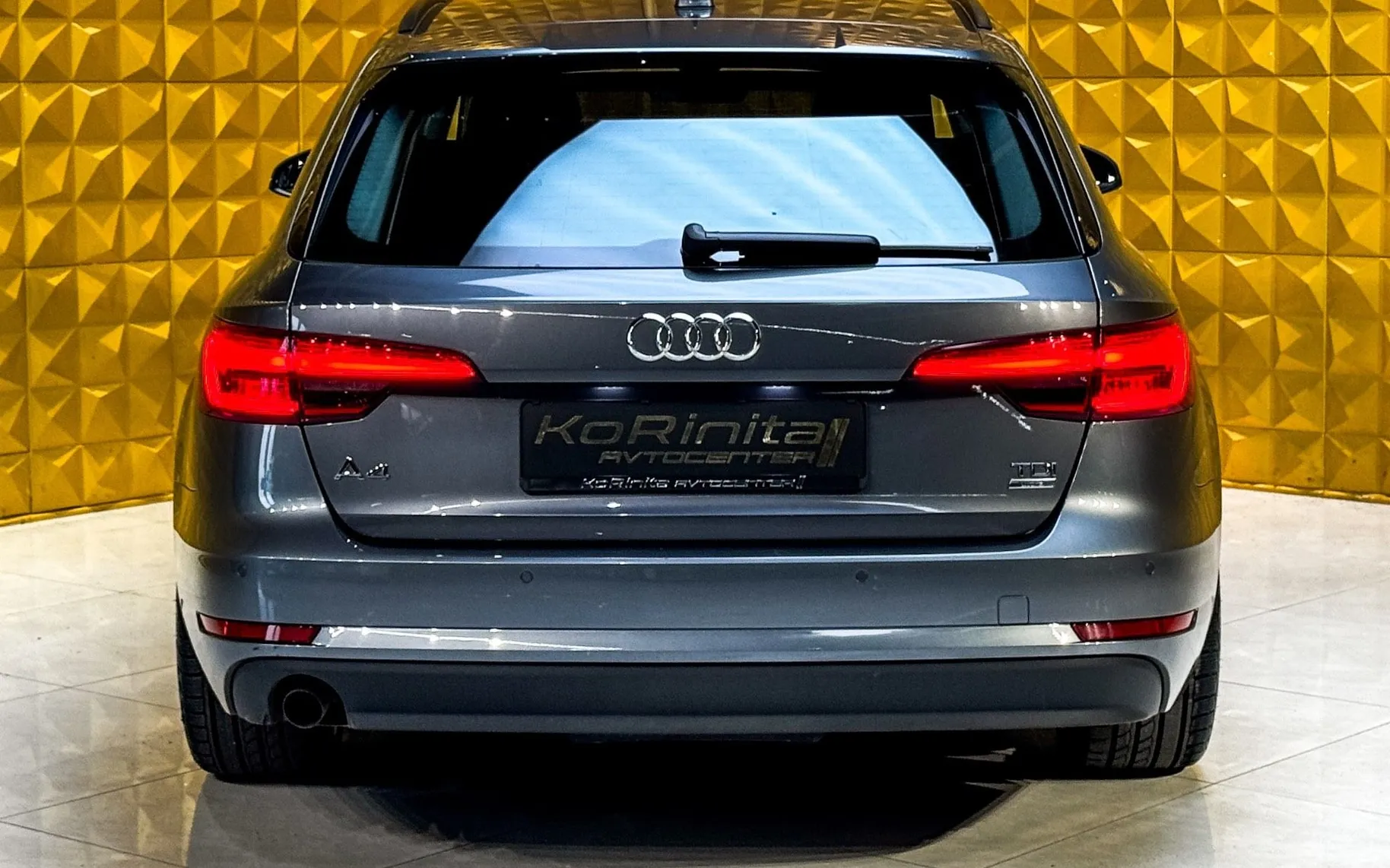 Notranja slika - Audi A4 Avant - 2.0 TDI AUT. MATRIX-NAVI.-TEMP.-EL. PRTLJAZNIK... - 10