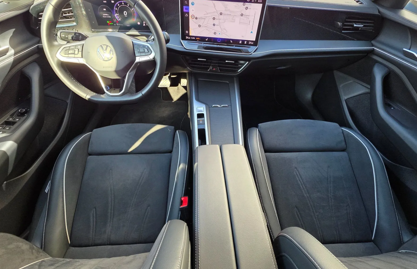 Zunanja slika - Volkswagen Passat - Variant 1.5 eTSI BMT Business DSG -PERLA BELA- beri opombe - 6