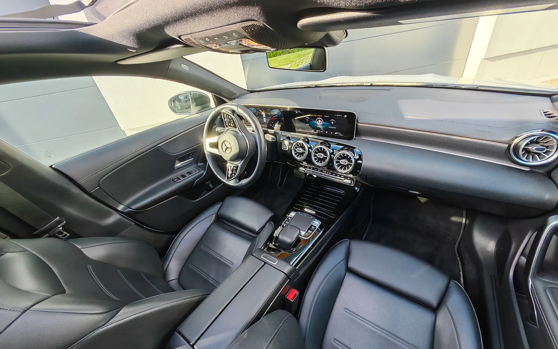 Notranja slika - Mercedes-Benz CLA-Razred - Shooting Brake 220 d 190hp Pano 360° Full Led - 8