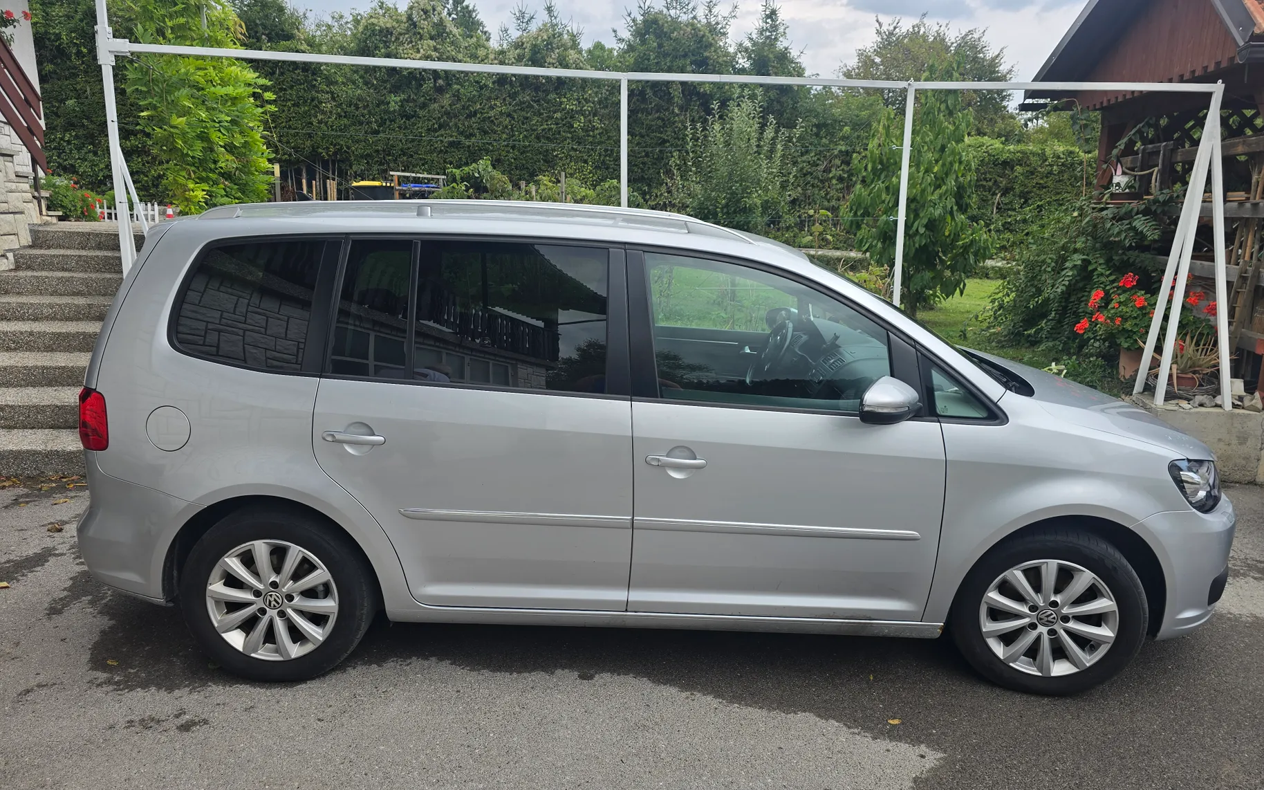 Zunanja slika - Volkswagen Touran - Volkswagen - 2