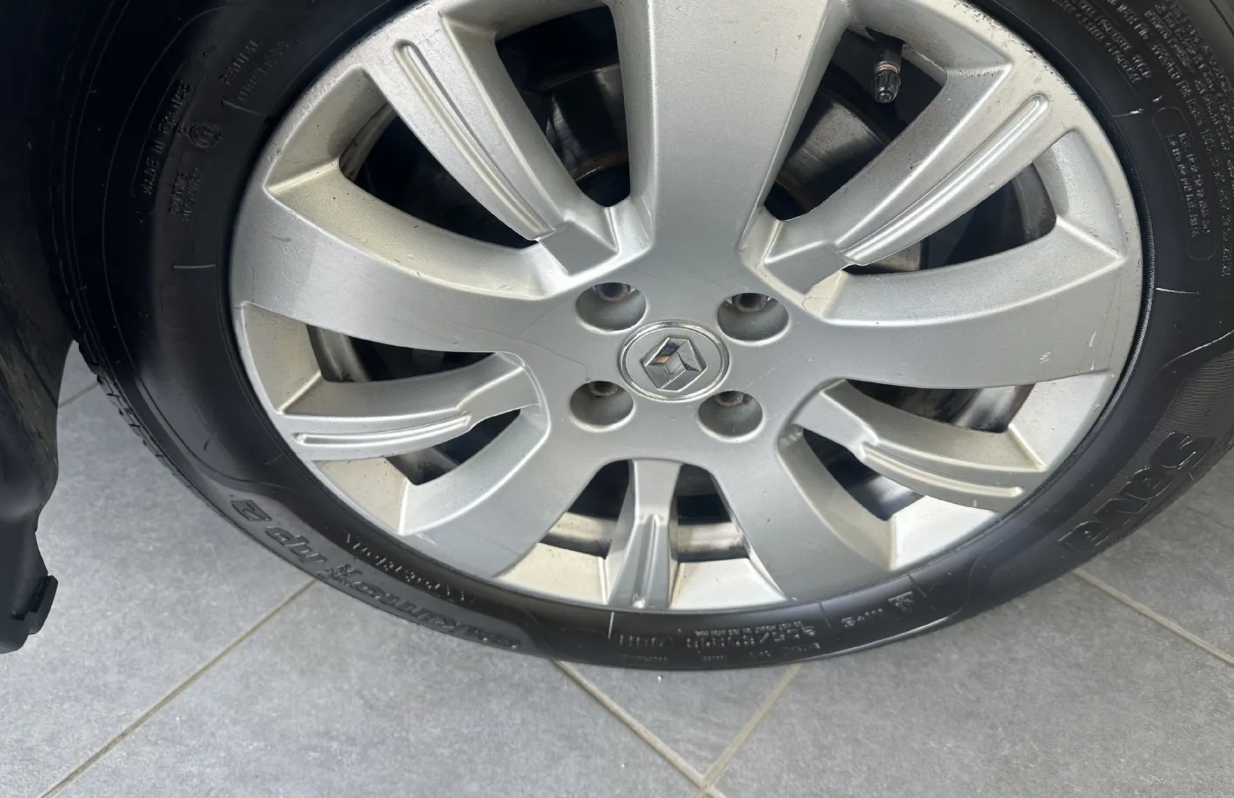 Zunanja slika - Renault Captur - dCi 90 Energy Expression.DIZEL.66 KW.125.000 KM - 4