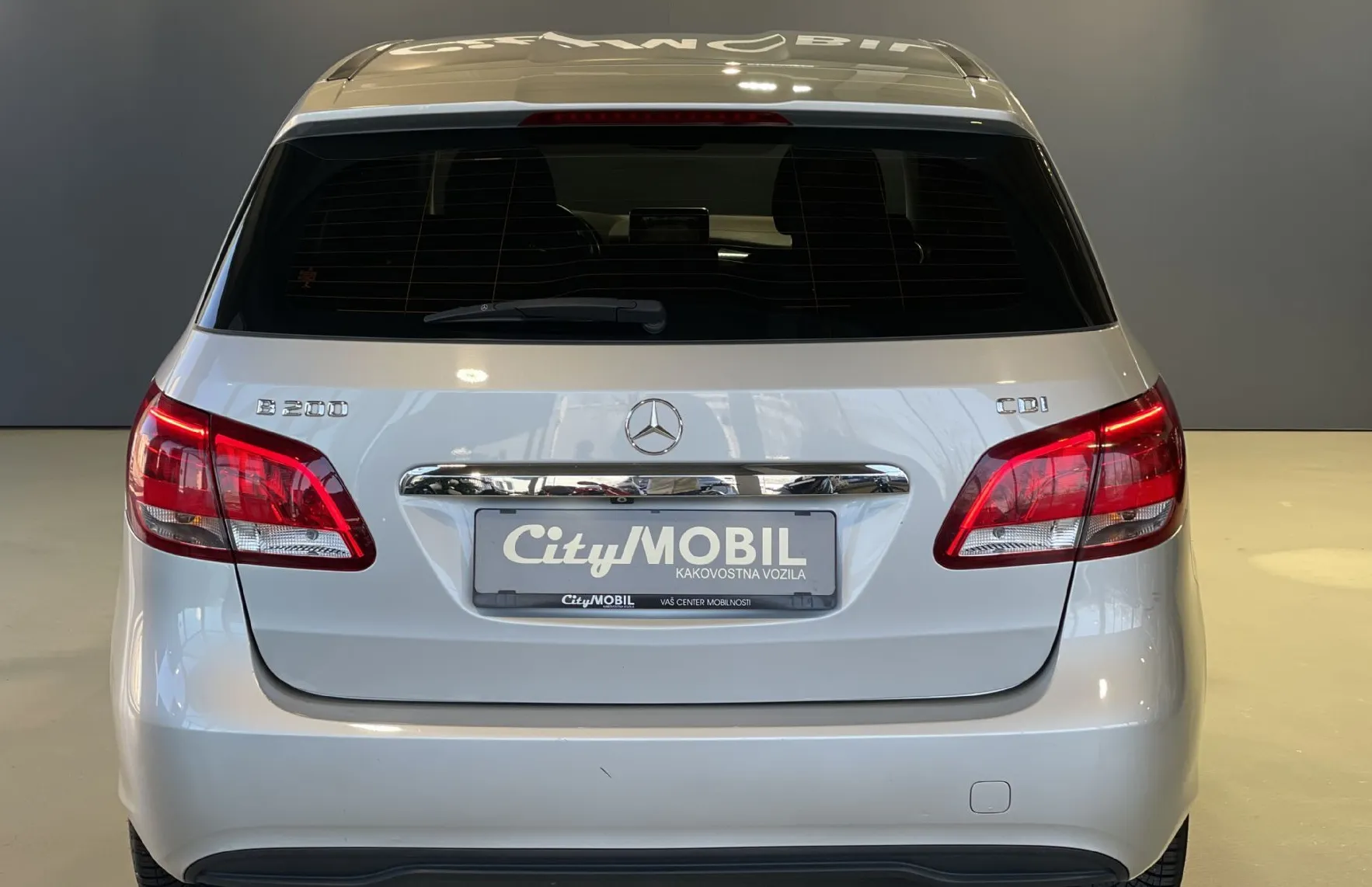 Zunanja slika - Mercedes-Benz B-Razred - B200CDI-NAVIGACIJA-TEMPOMAT-MULTIFUNKCIJA-KAMERA - 6