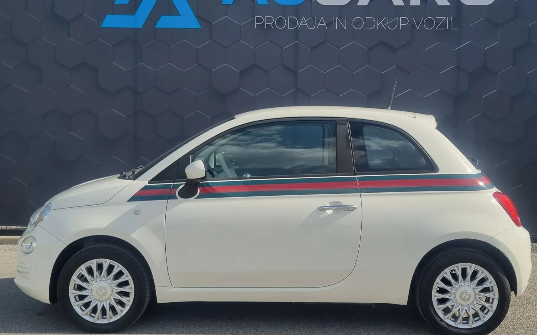 Zunanja slika - Fiat 500 - 1.2 8v Gucci-2×Led-USB-Alu15-Velik servis... - 4