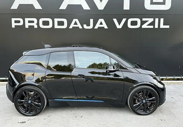 Zunanja slika - BMW i3 - s 120 Ah-PANORAMA-ACC-USNJE-KAMERA-NAVI PROF-20COL - 3