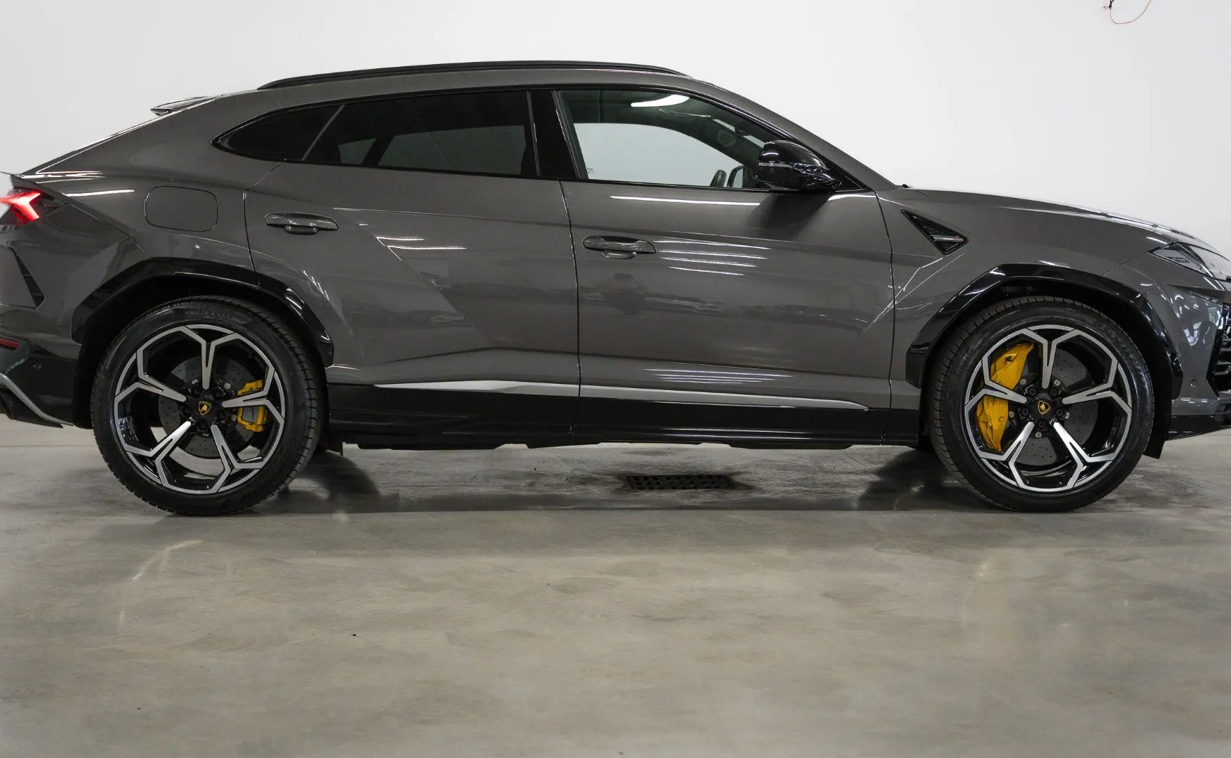 Zunanja slika - Lamborghini Urus - B O | NIGHT VISION | PANO | 22 | VK | GARANCIJA - 4