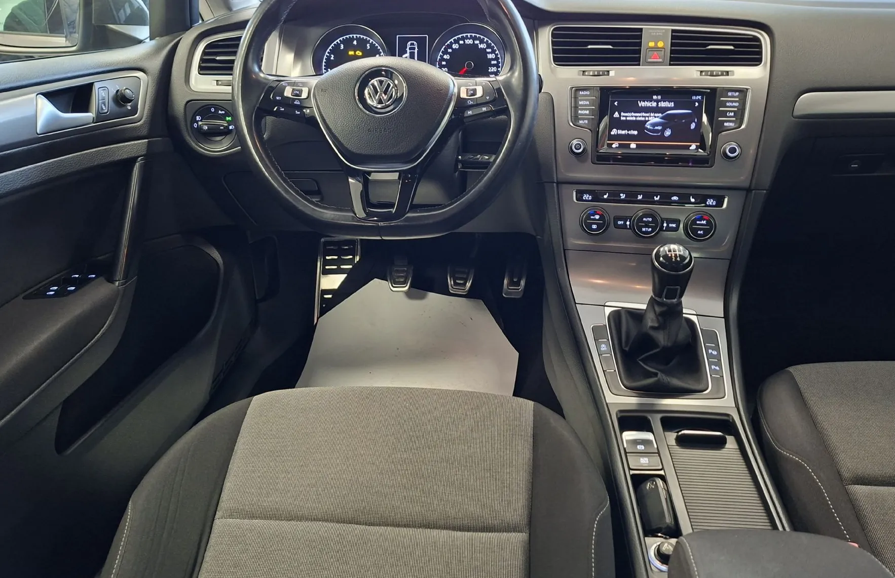 Zunanja slika - Volkswagen Golf - 1.2 TSI Highline-ODLIČEN- - 8