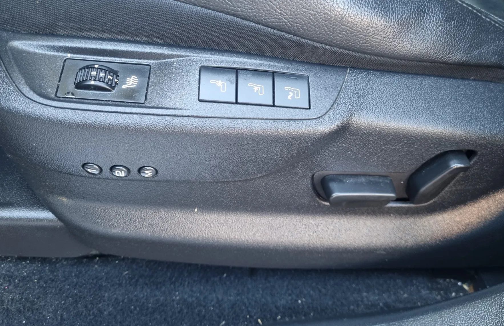 Zunanja slika - Citroën DS5 - 2.0 HDi Avtomatik - KAMERA-NAVI-HIFI-GRETJE SED. - 12