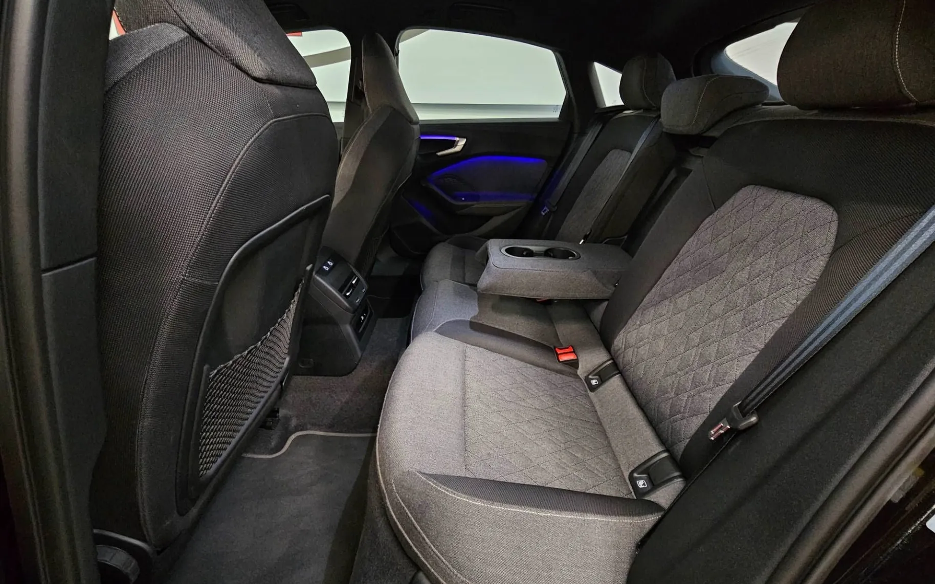 Notranja slika - Audi A5 - TFSI S tronic S line - 9