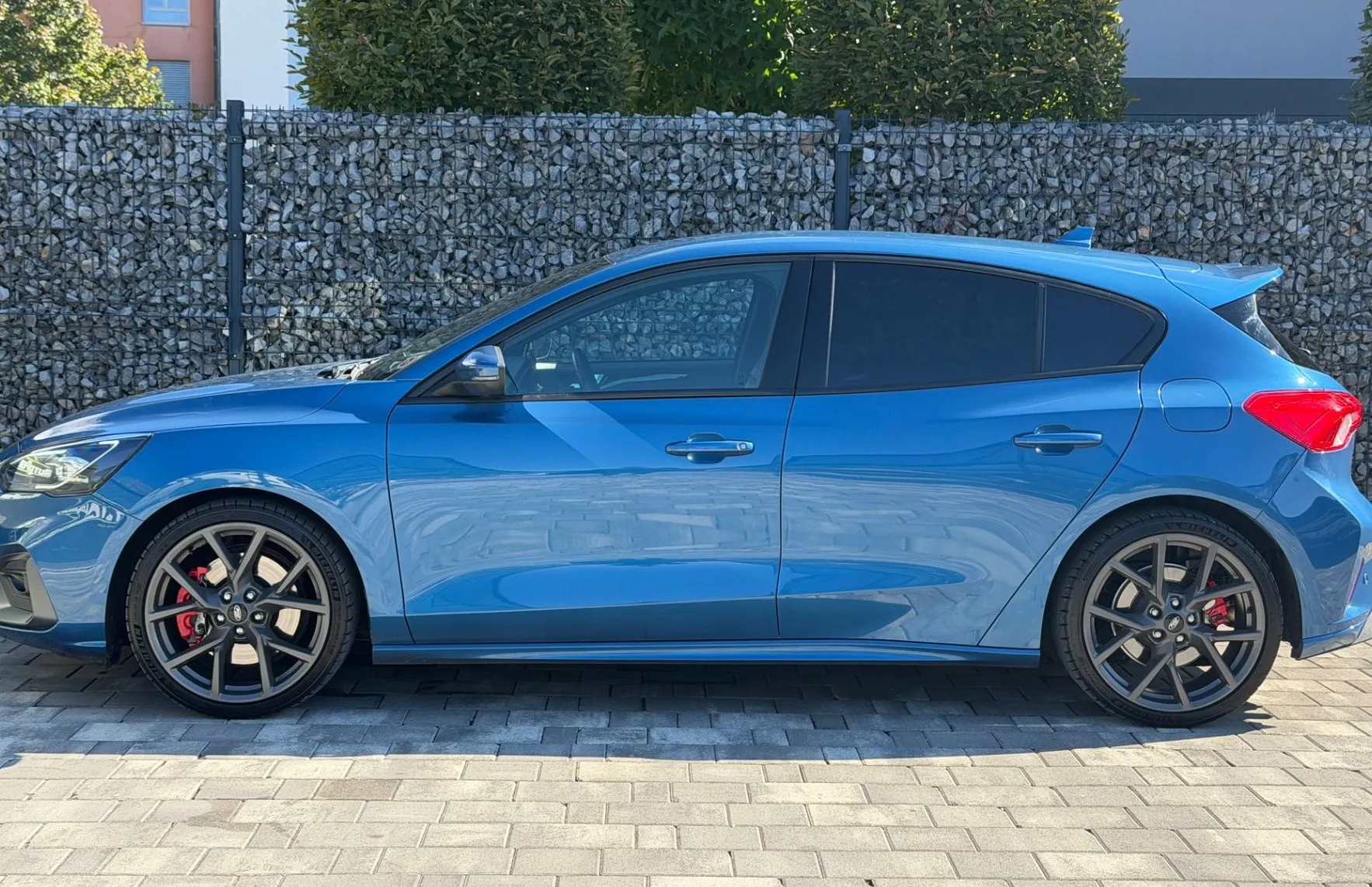 Zunanja slika - Ford Focus - 2.3 EcoBoost ST |RECARO|KAM|NAVI|GR. SED.| - 7