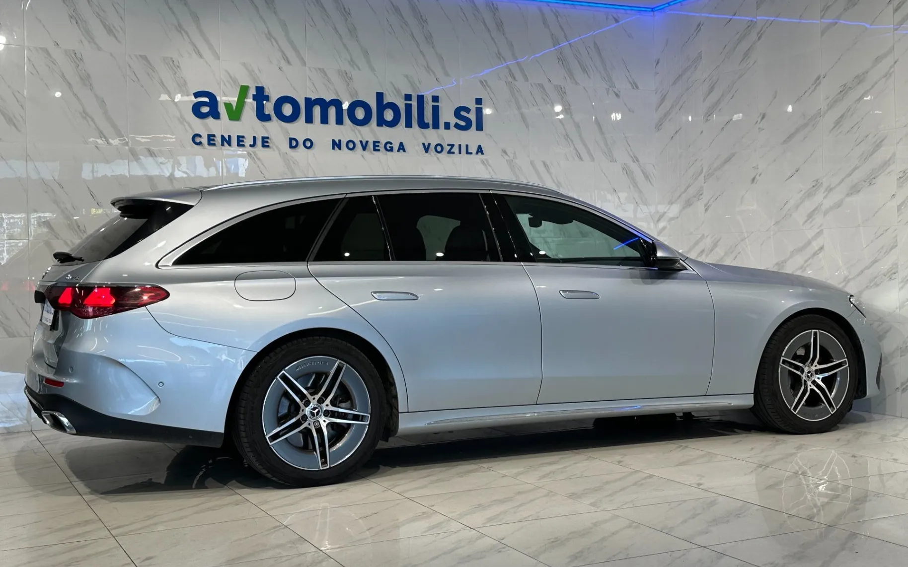 Zunanja slika - Mercedes-Benz E-Razred - 300de |4MATIC|AMG Line|ACC|Kamera|Kljuka|Gretje|.. - 5