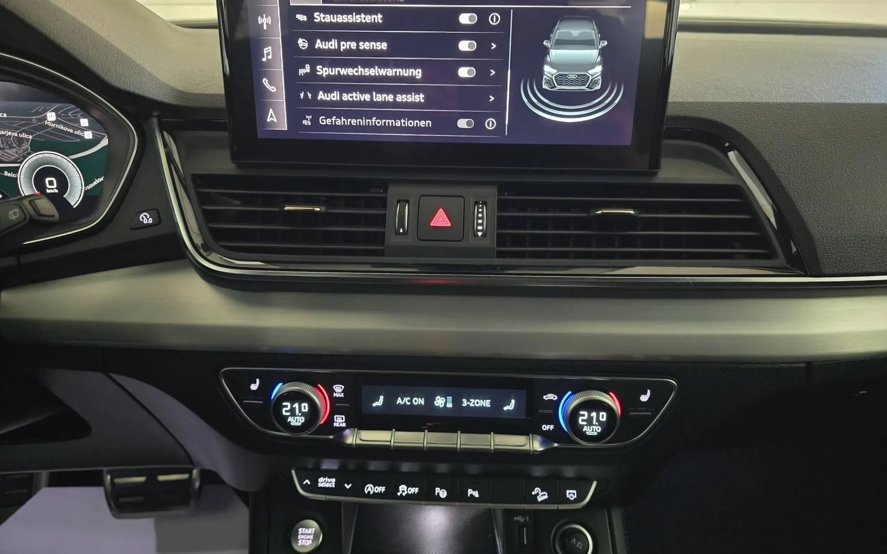 Notranja slika - Audi Q5 - quattro 40 TDI Advanced S-line S tronic - 16