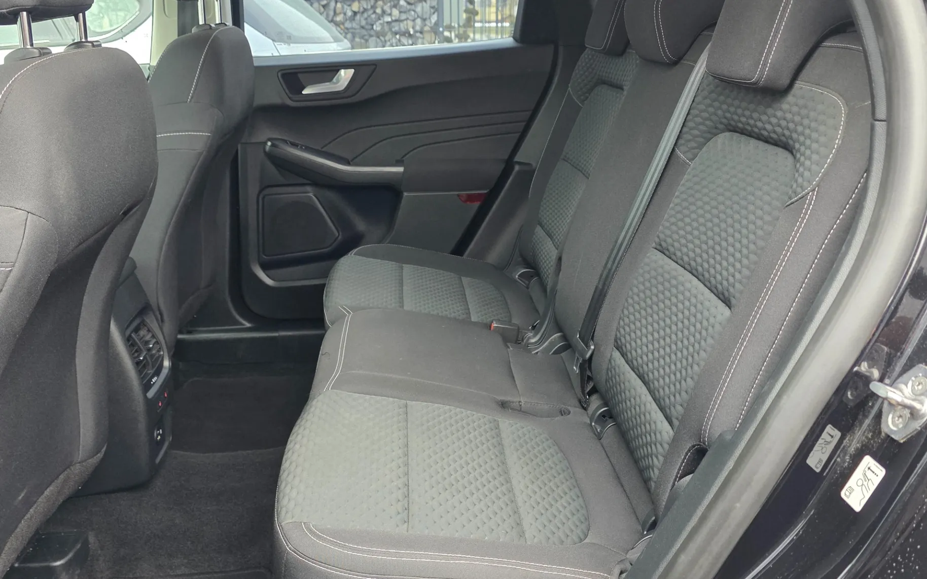 Zunanja slika - Ford Kuga - 1,5 EcoBoost Titanium - 11