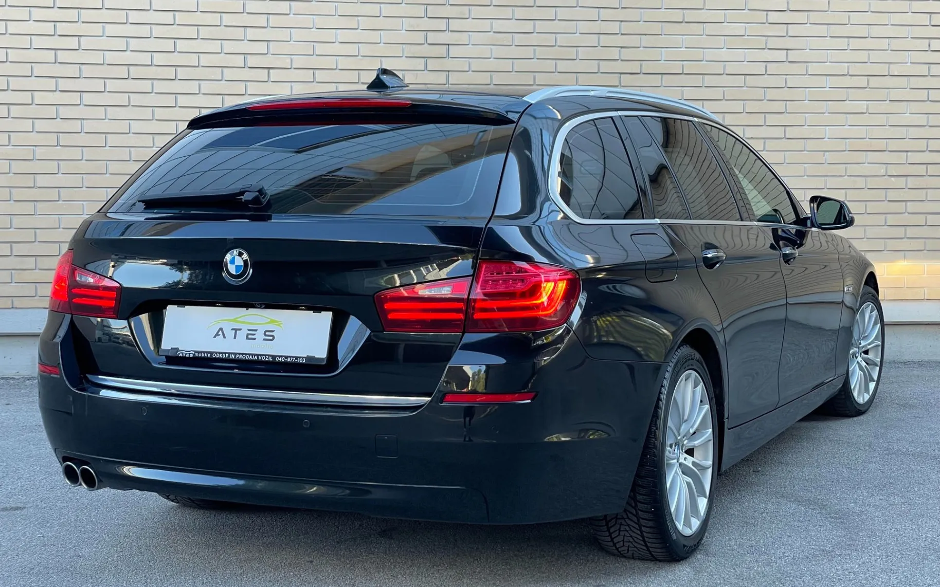 Zunanja slika - BMW Serija 5 - 530d xDrive touring Avt. - 5