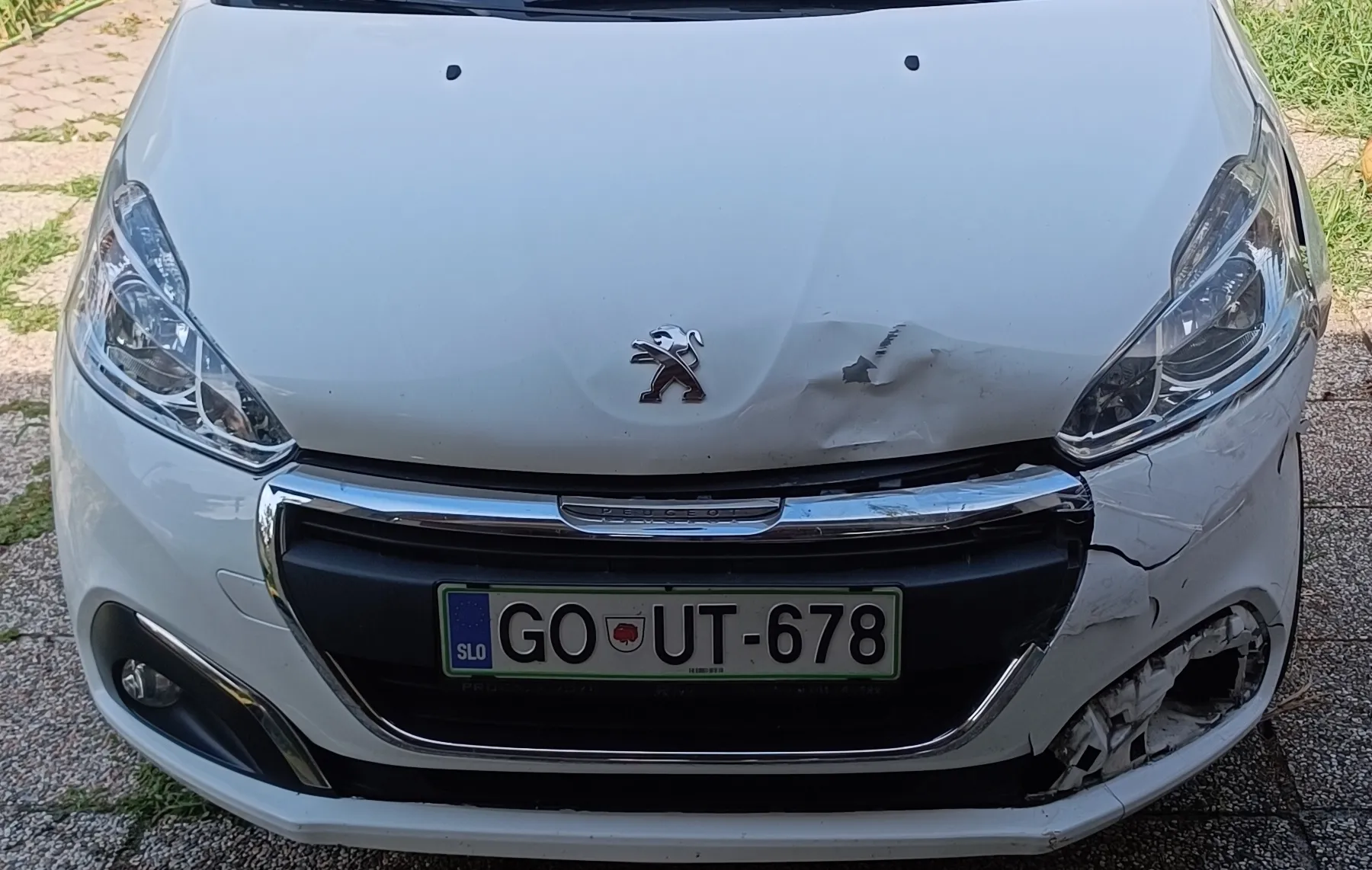 Zunanja slika - Peugeot 208 - 1,5 BlueHDi 100 S&S Active - 1