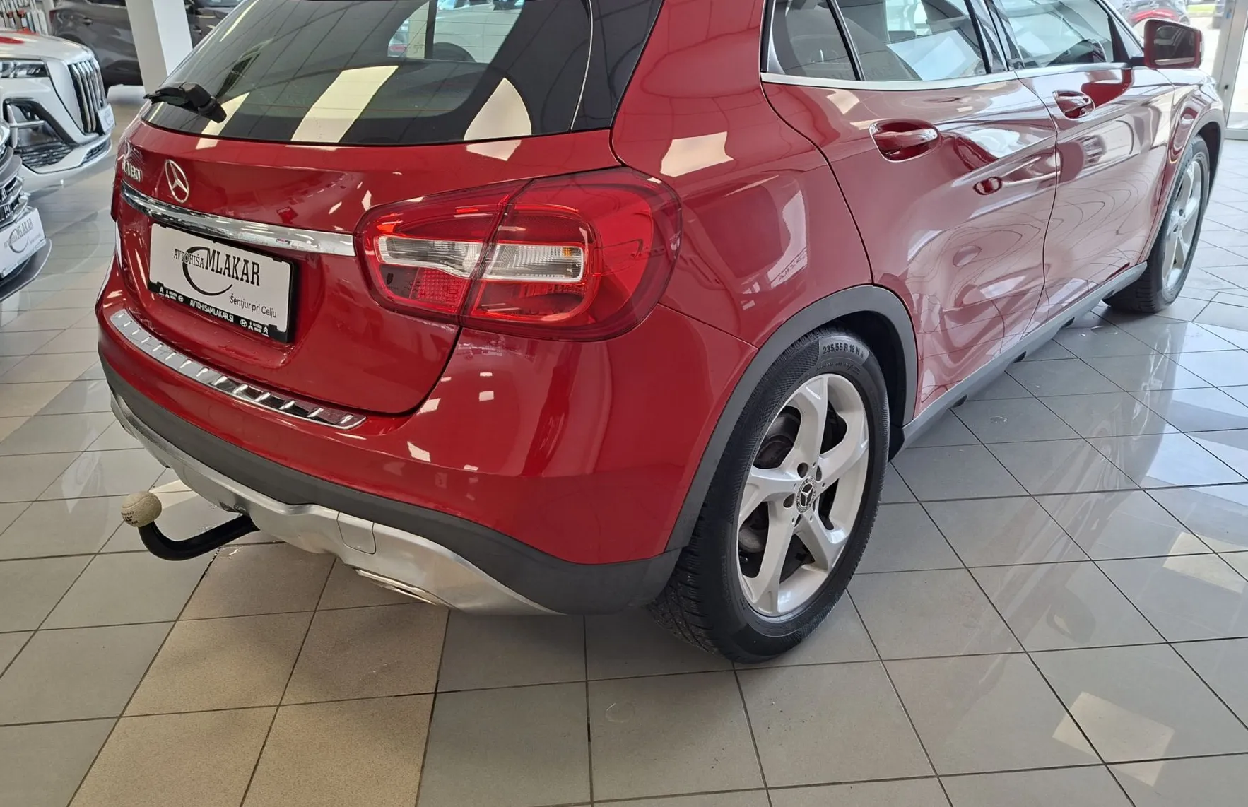 Zunanja slika - Mercedes-Benz GLA-Razred - GLA 180 URBAN - 4